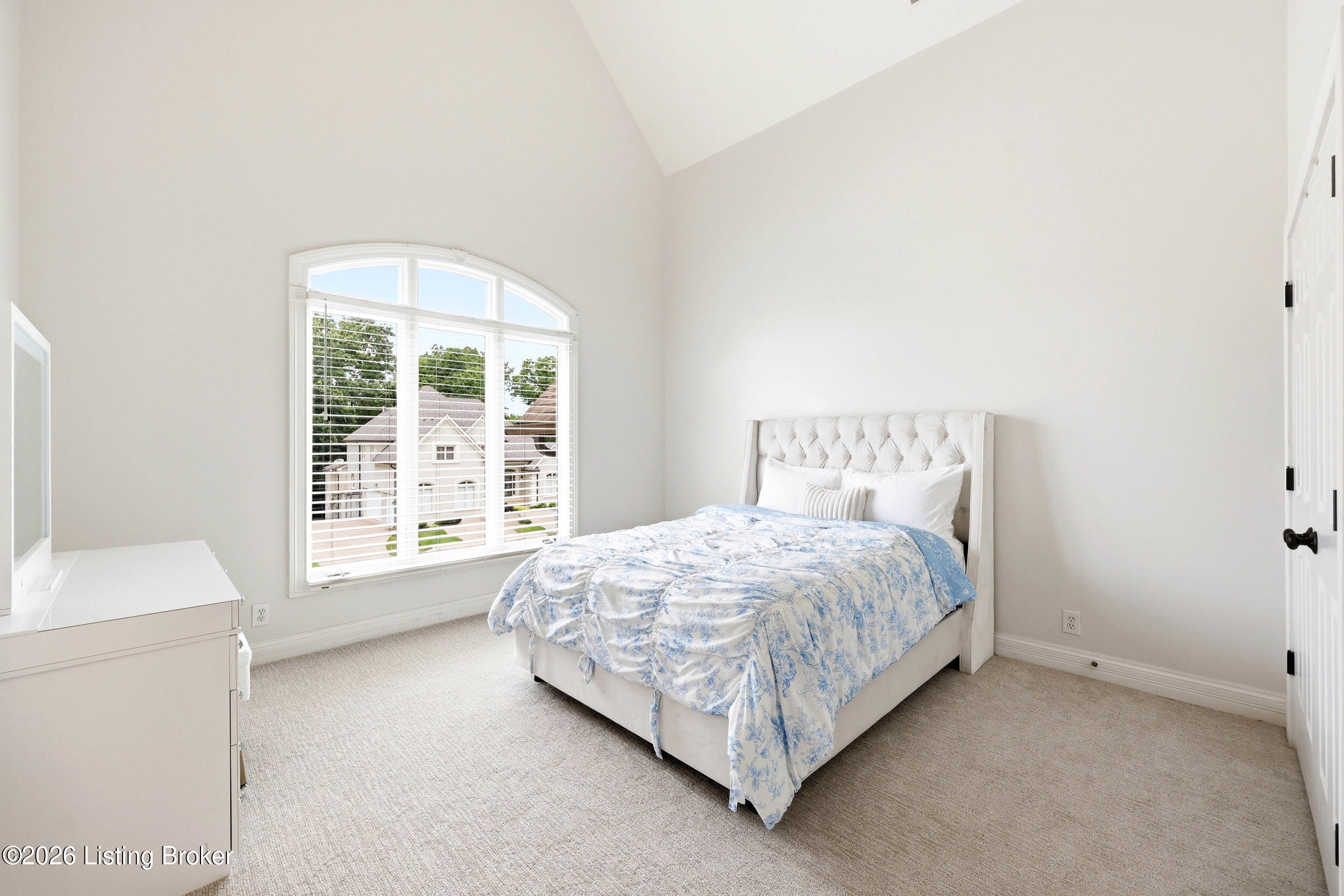 15116 Meadow Farms Ct