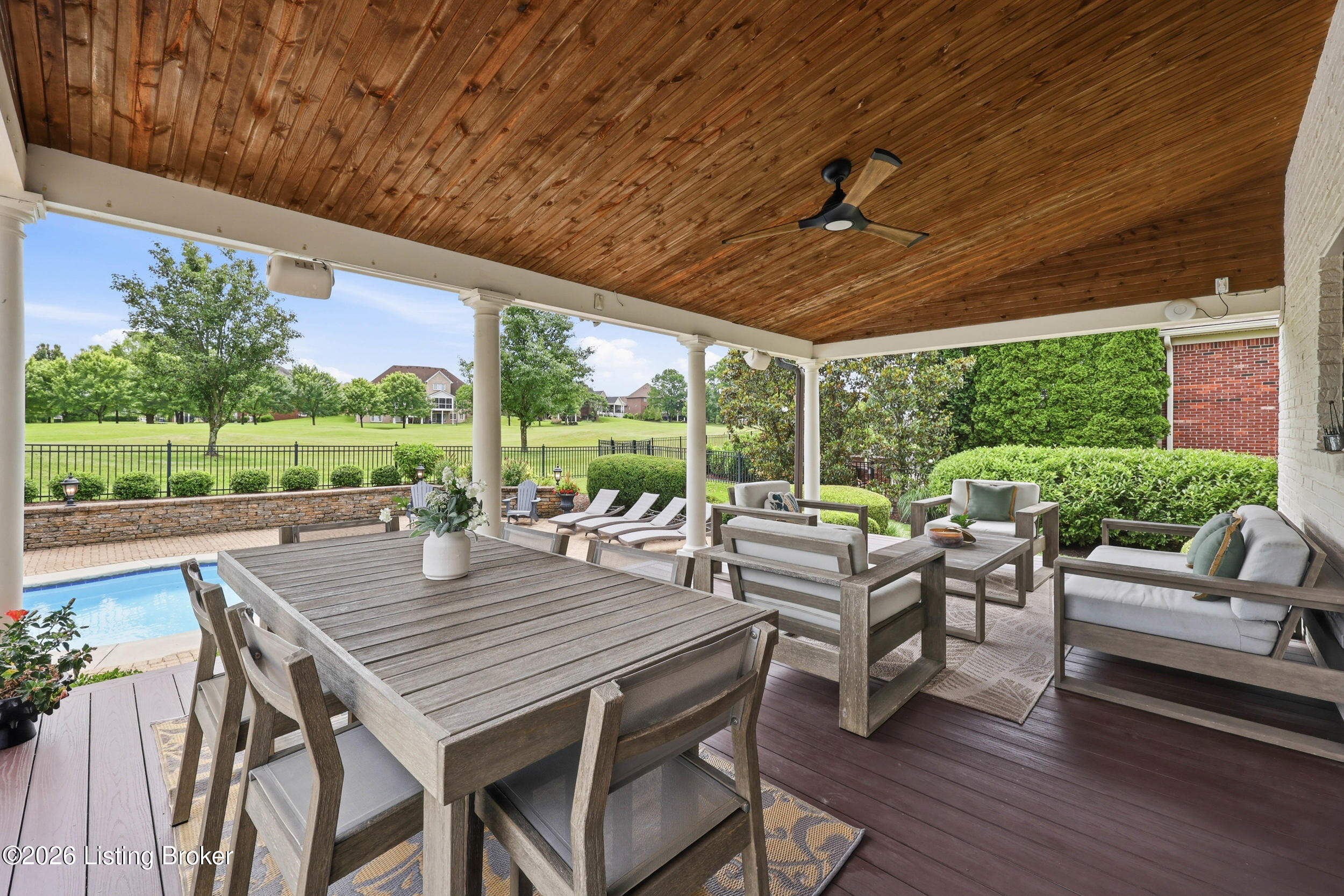 15116 Meadow Farms Ct