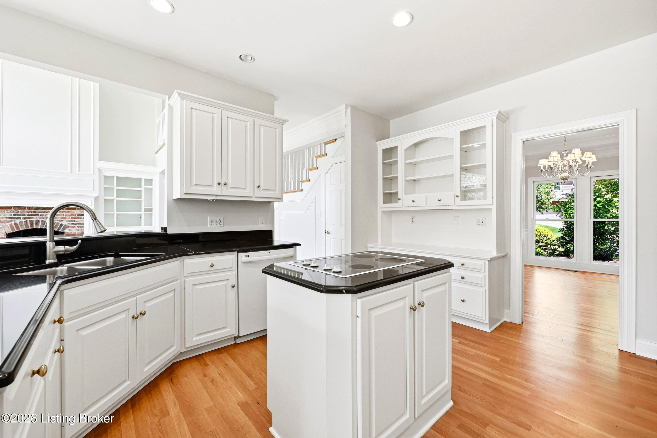 205 Sycamore Hills Ct