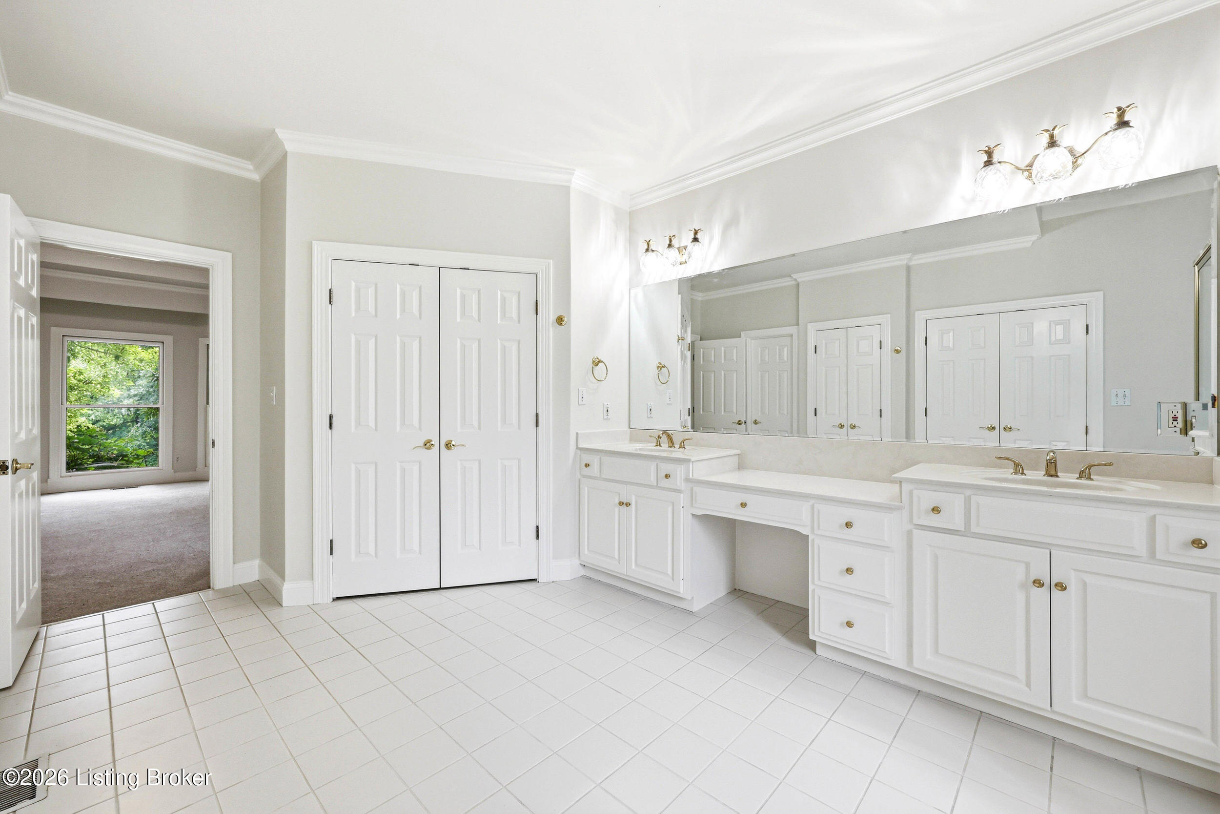205 Sycamore Hills Ct
