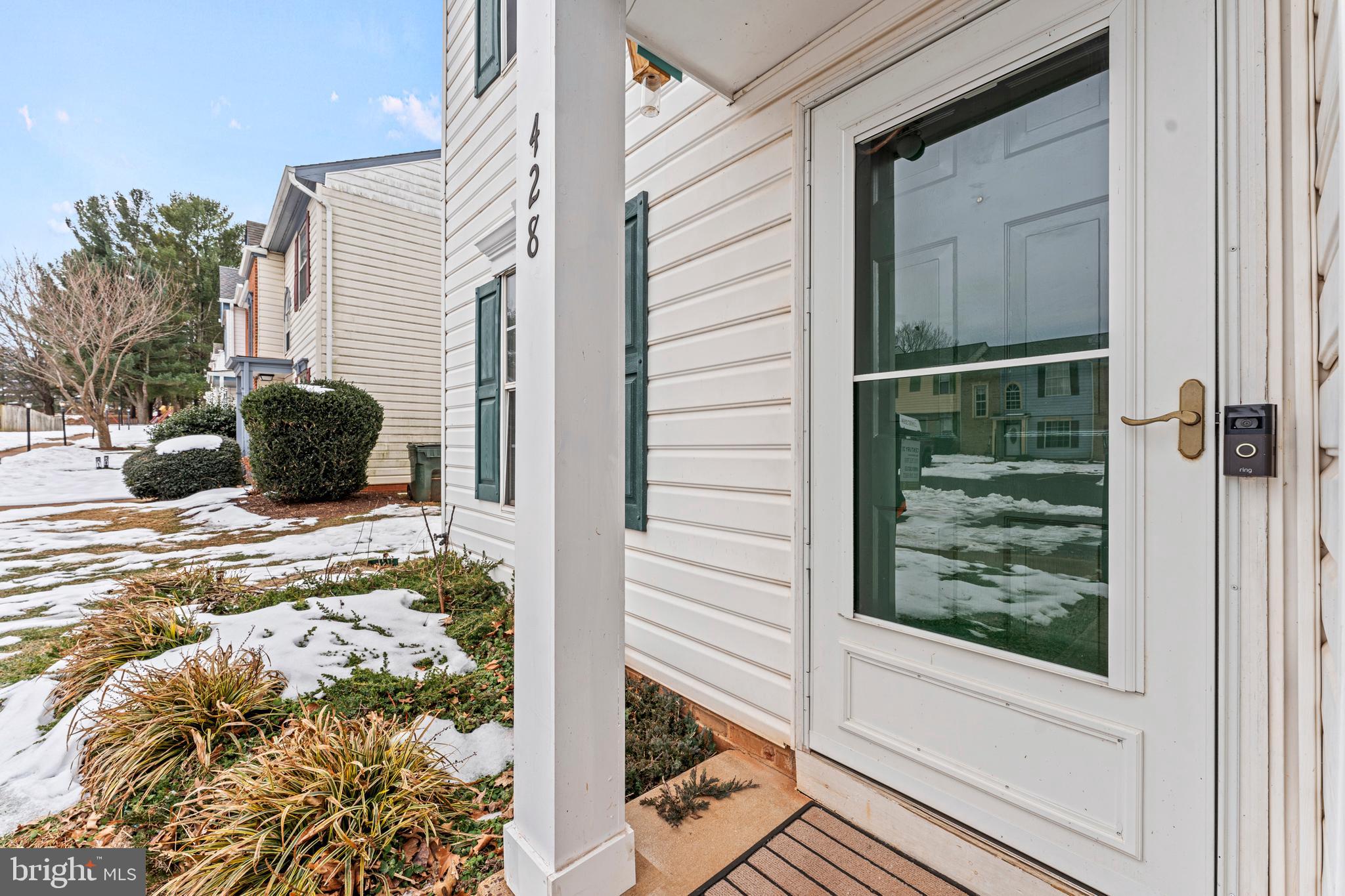 428 CROMWELL COURT