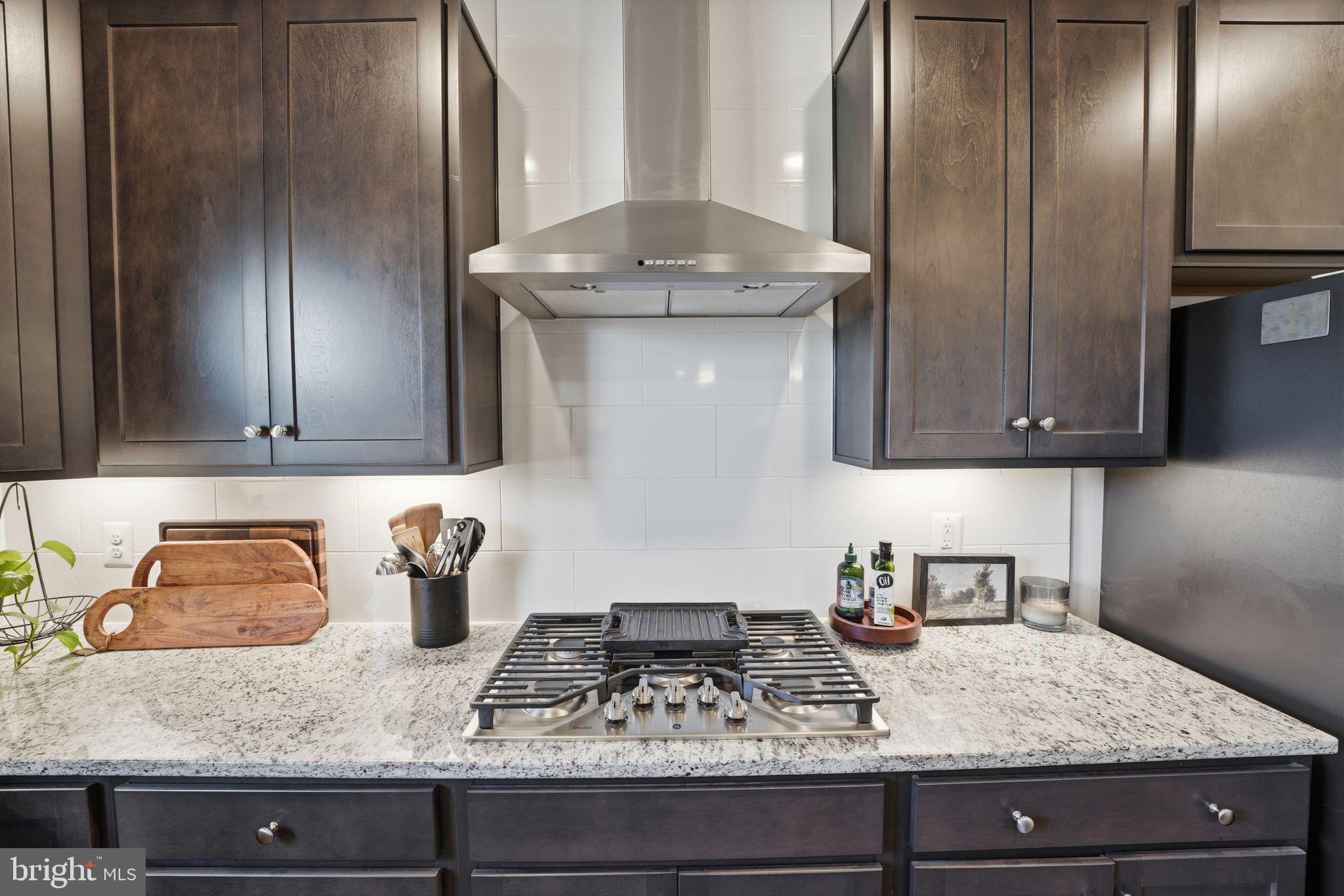 2012 ARMSTRONG TERRACE