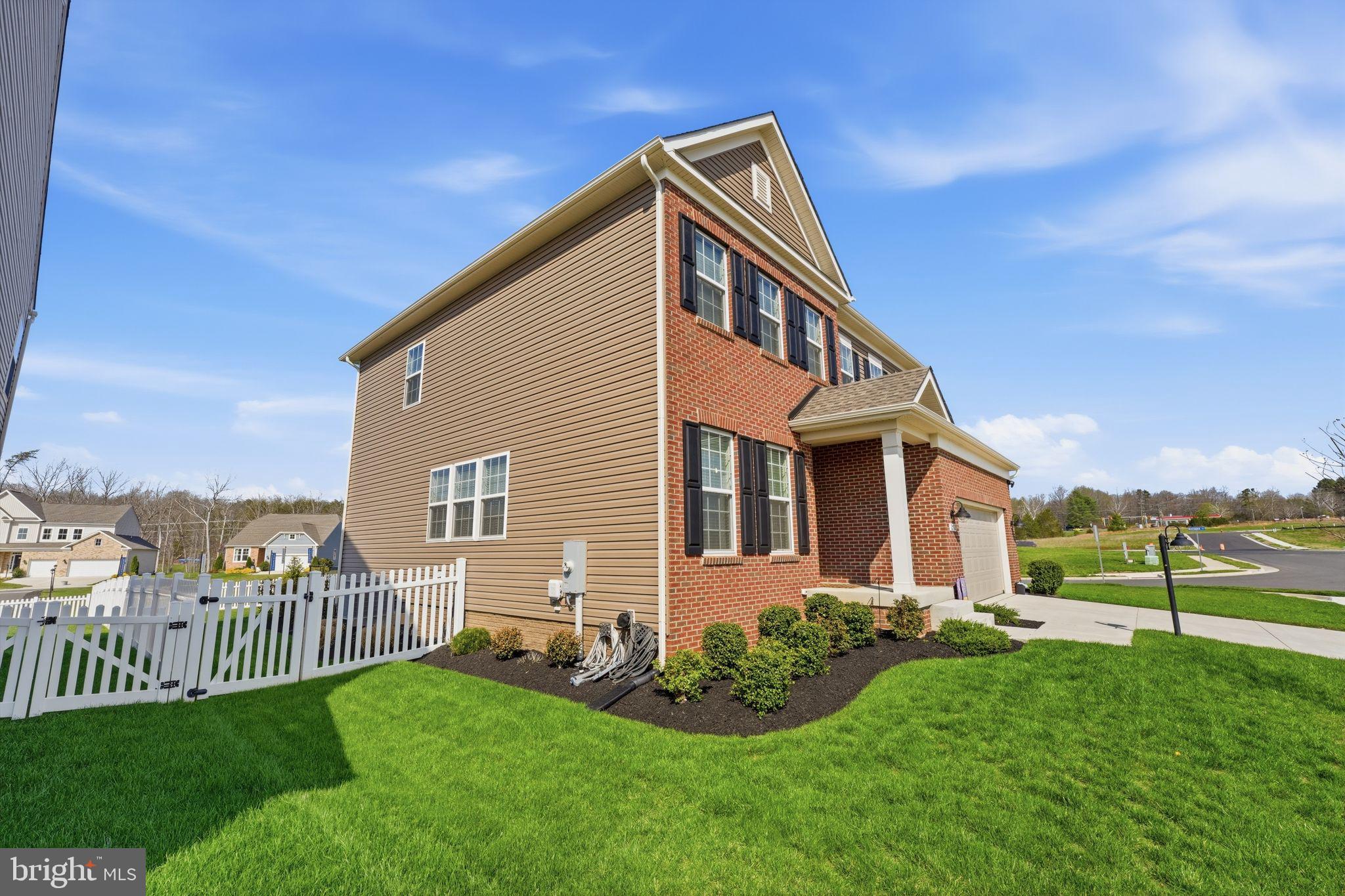 2012 ARMSTRONG TERRACE