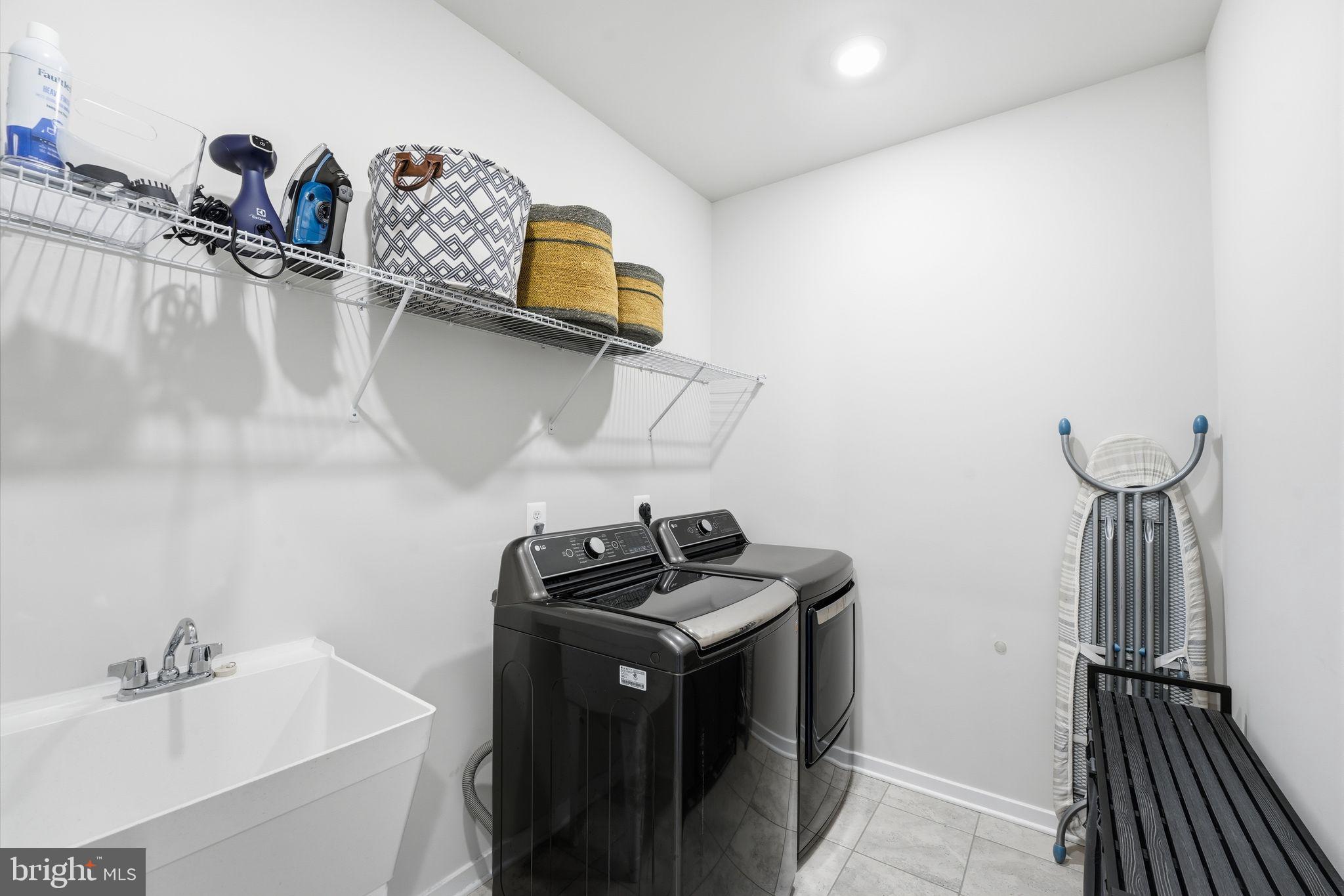 2012 ARMSTRONG TERRACE