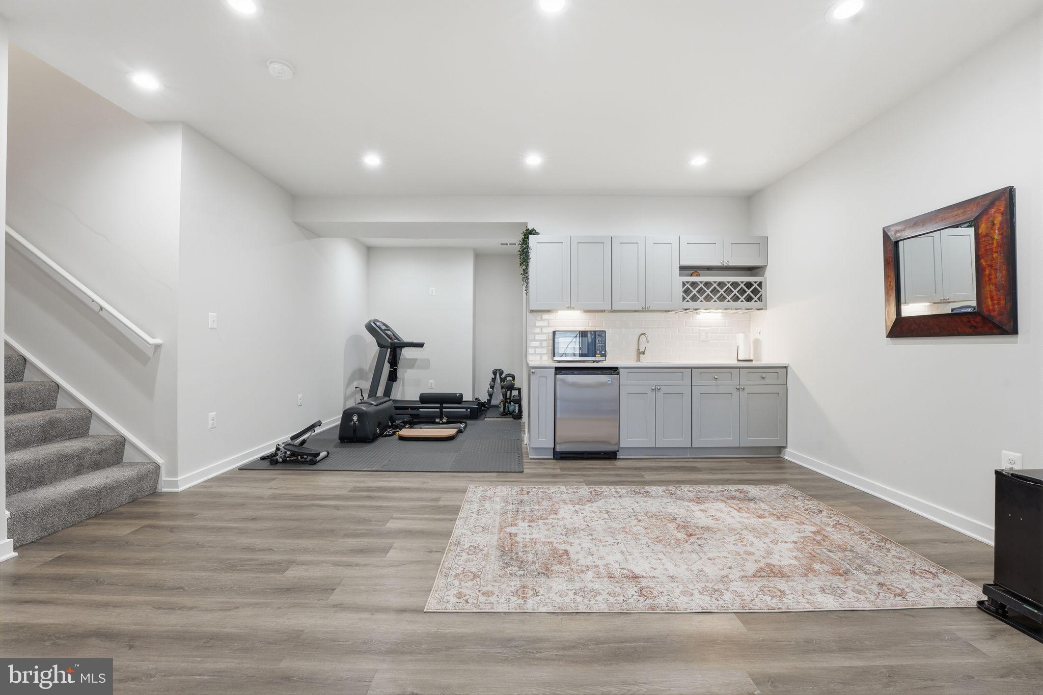 2012 ARMSTRONG TERRACE