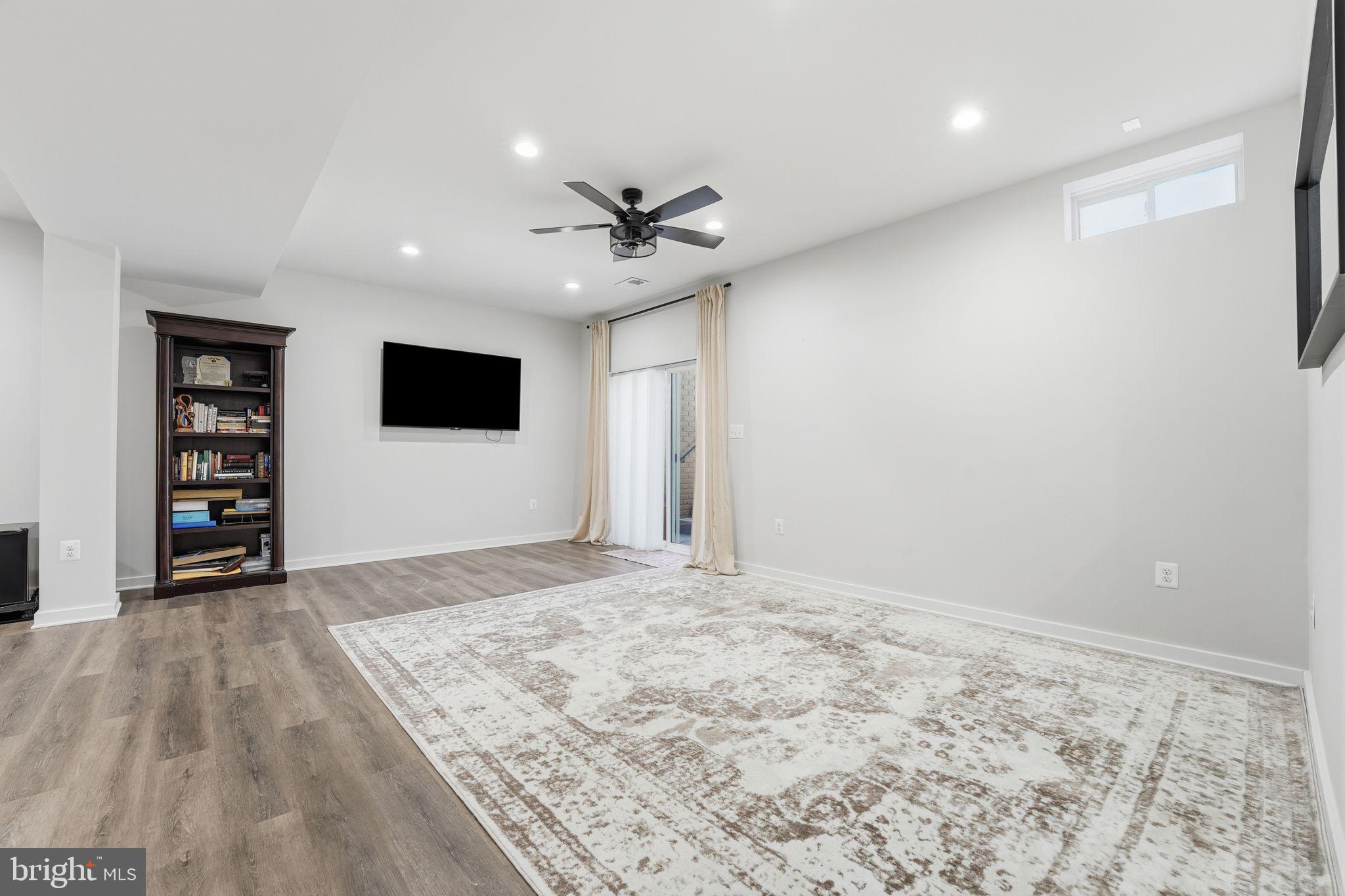 2012 ARMSTRONG TERRACE