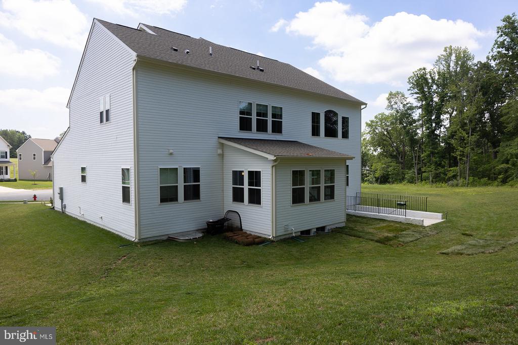 2375 HAWKSHILL DRIVE