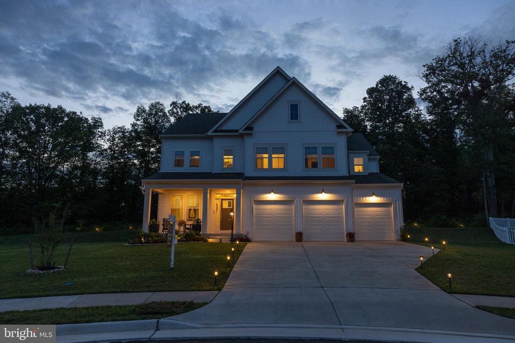 2375 HAWKSHILL DRIVE
