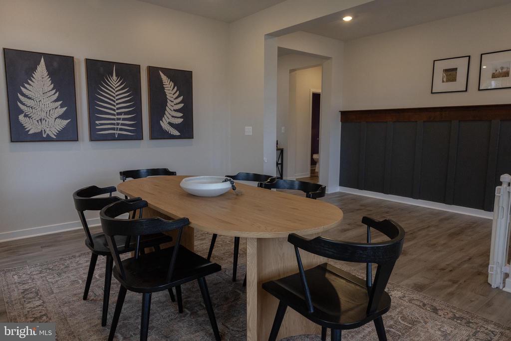 2375 HAWKSHILL DRIVE