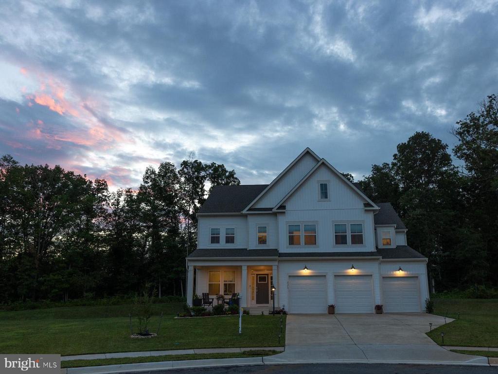 2375 HAWKSHILL DRIVE
