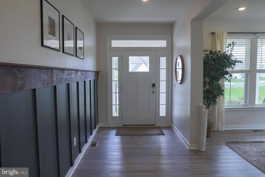 2375 HAWKSHILL DRIVE