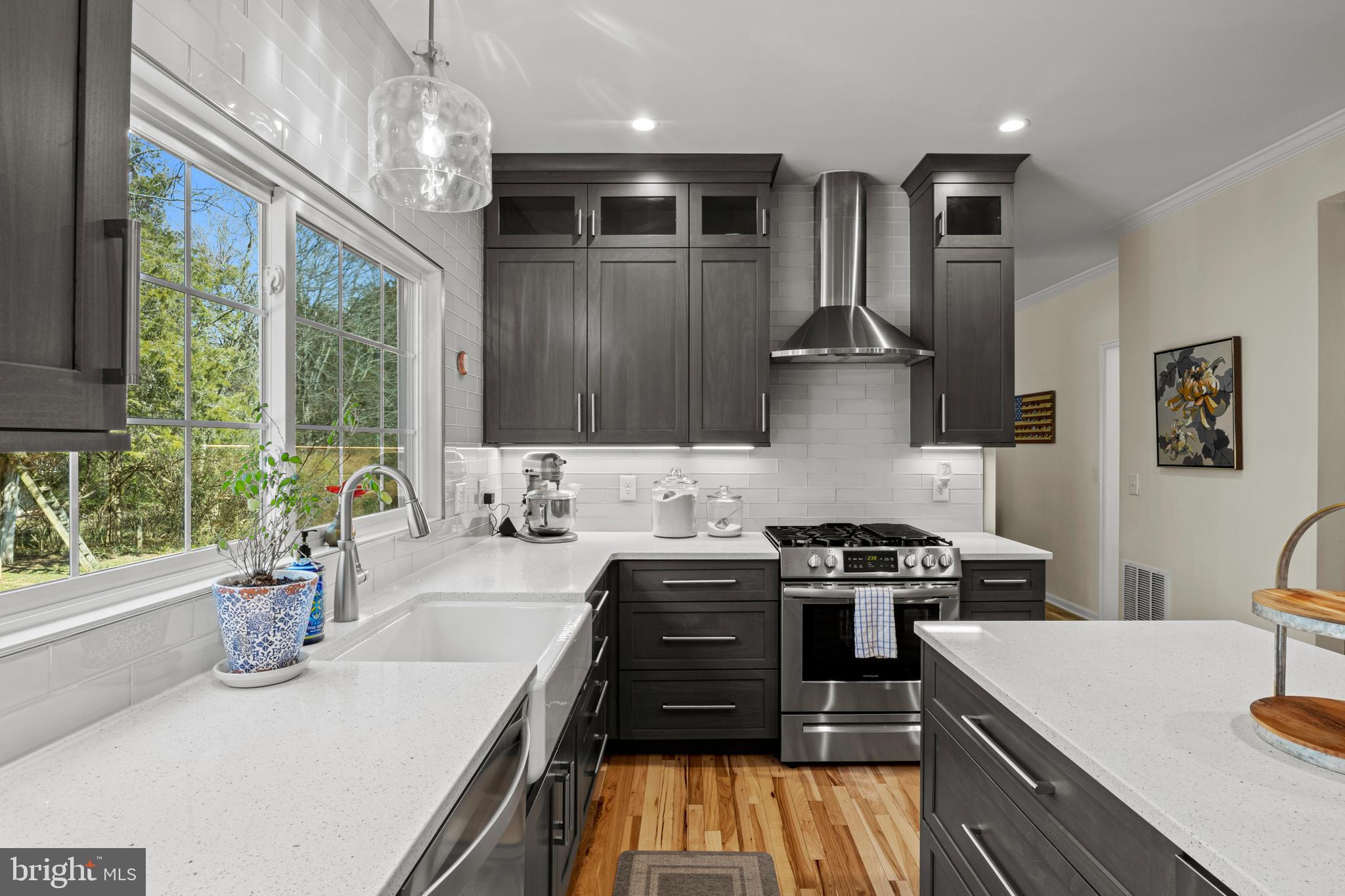 5154 CLASTON COURT