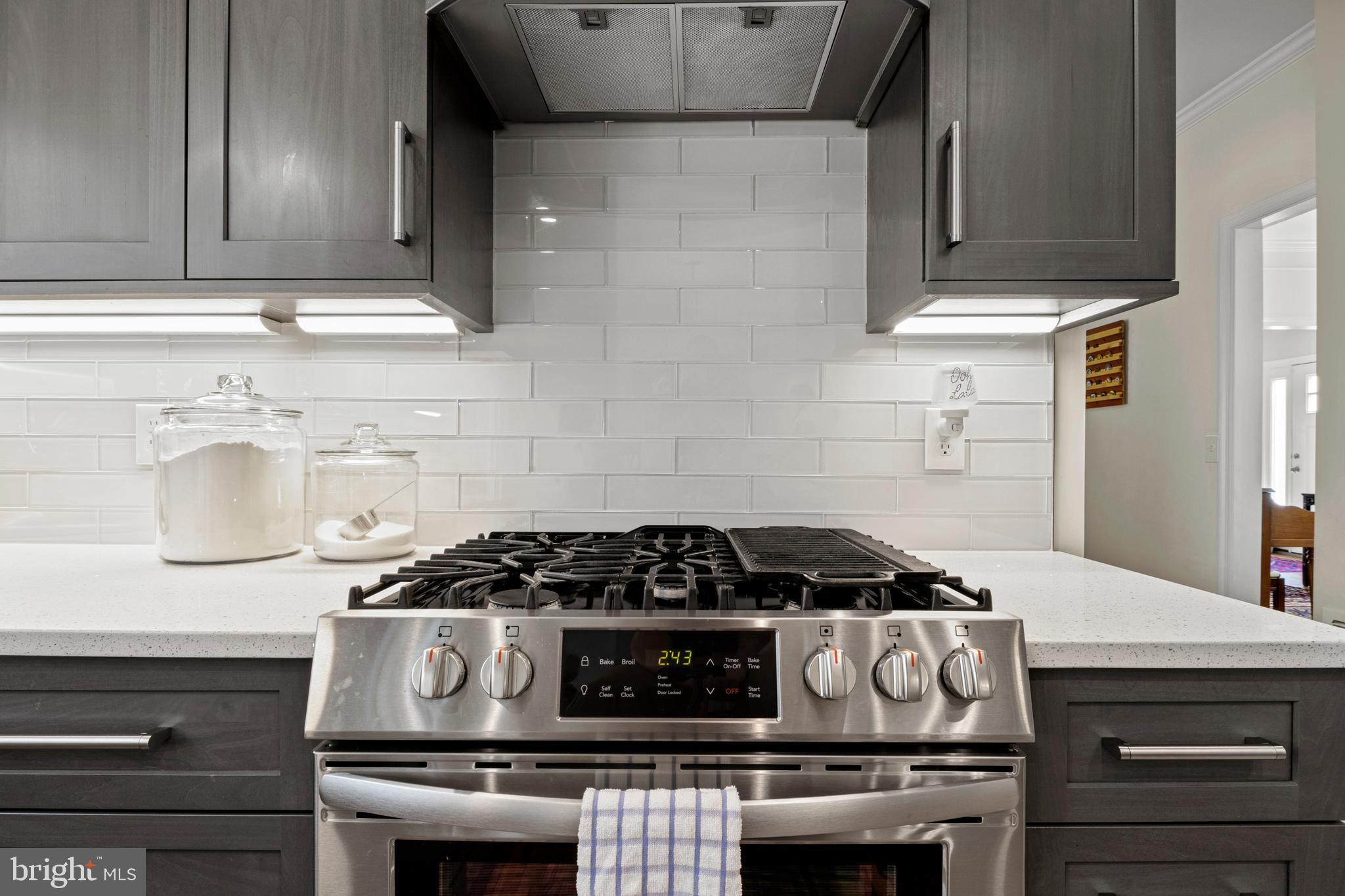 5154 CLASTON COURT
