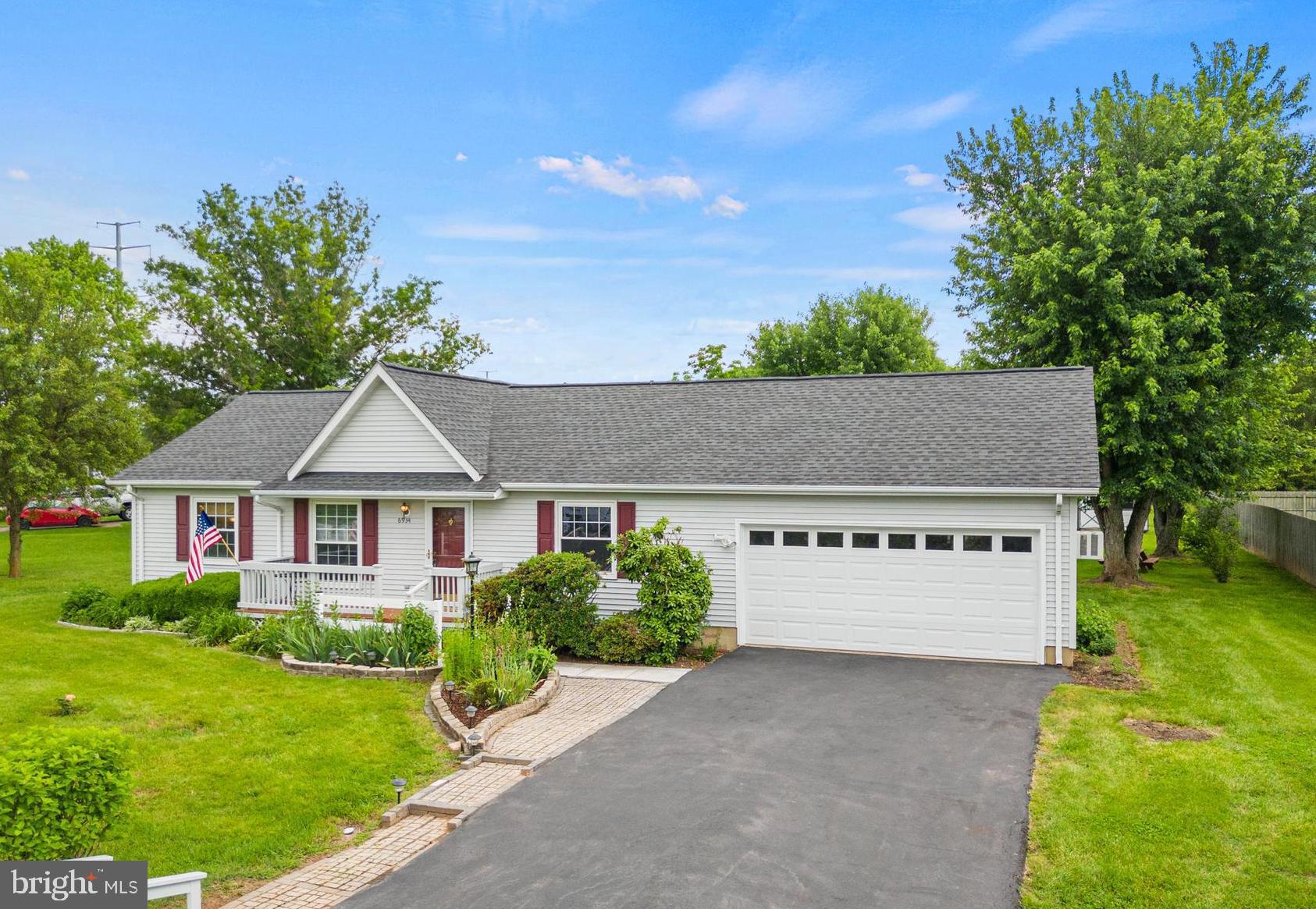 6934 MAPLEWOOD DRIVE