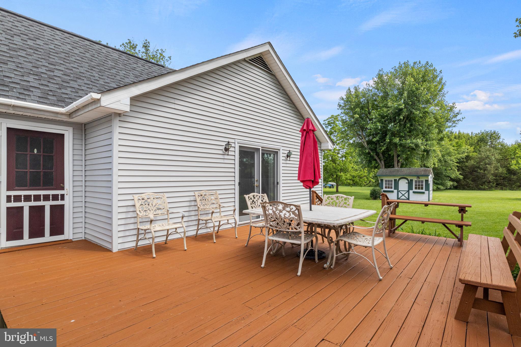 6934 MAPLEWOOD DRIVE
