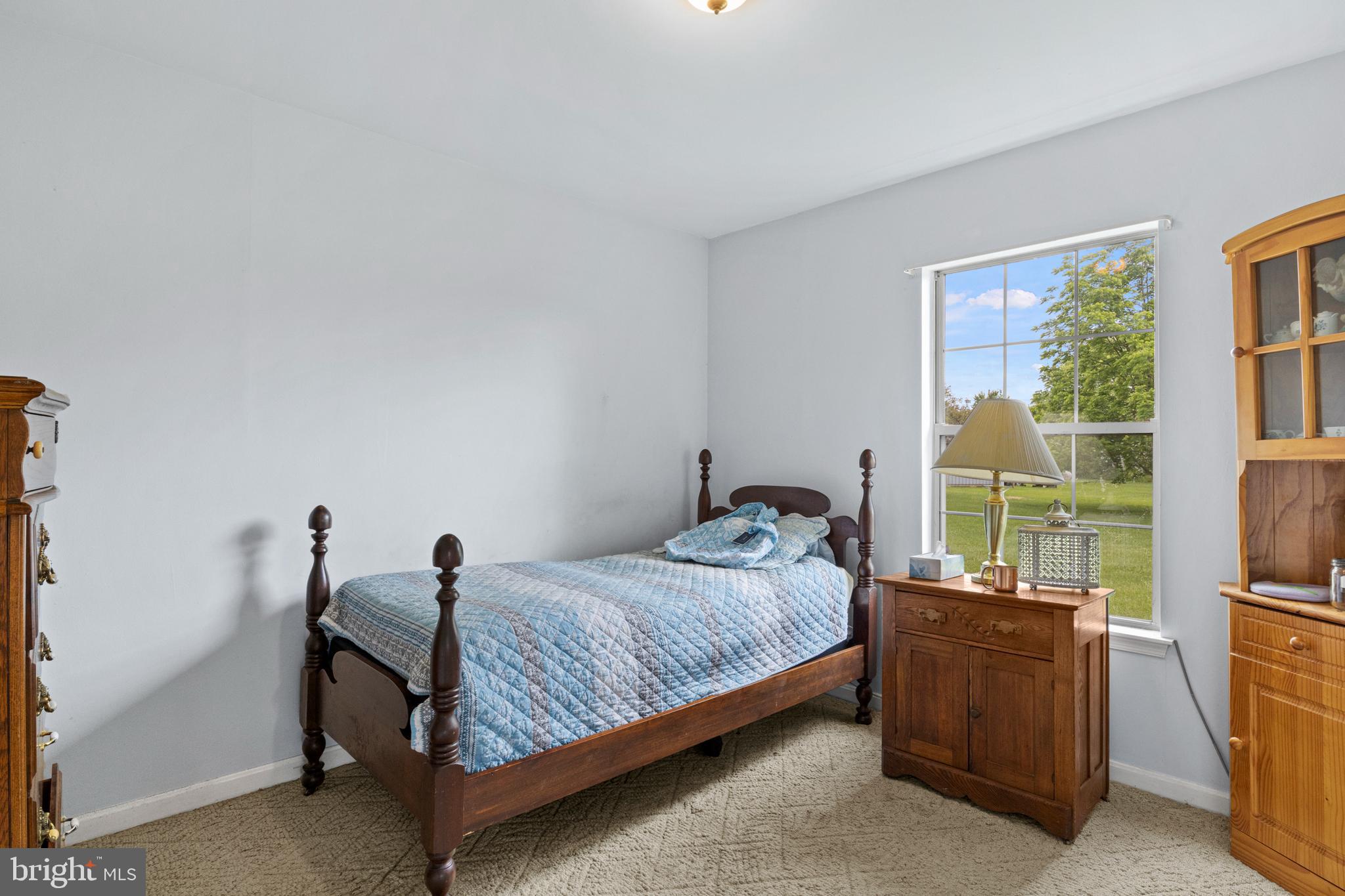 6934 MAPLEWOOD DRIVE