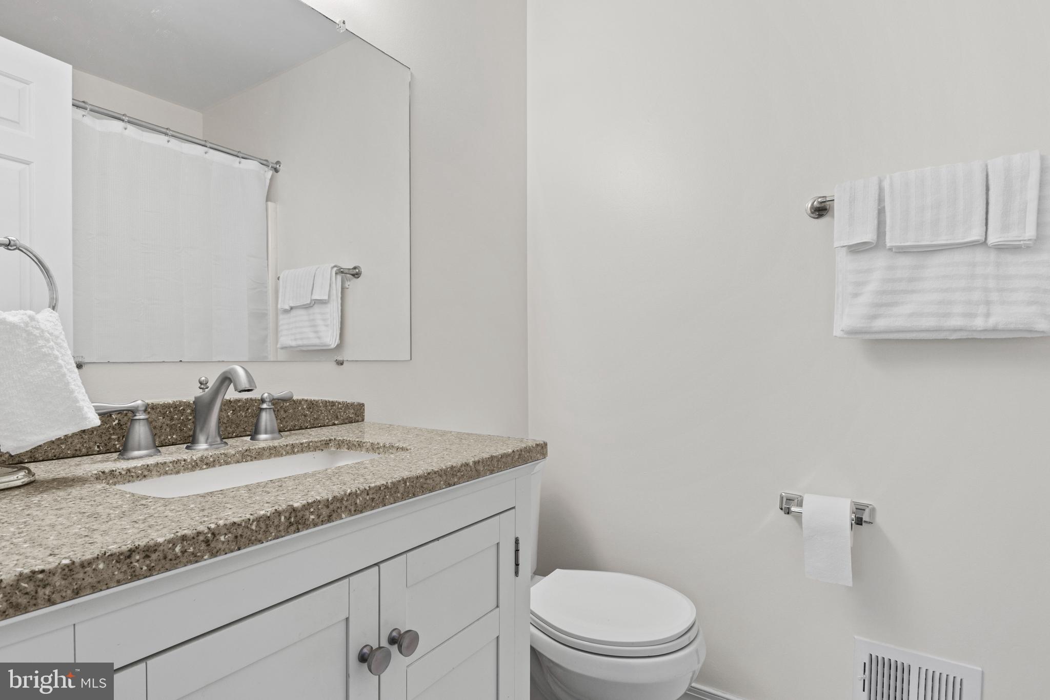 6934 MAPLEWOOD DRIVE