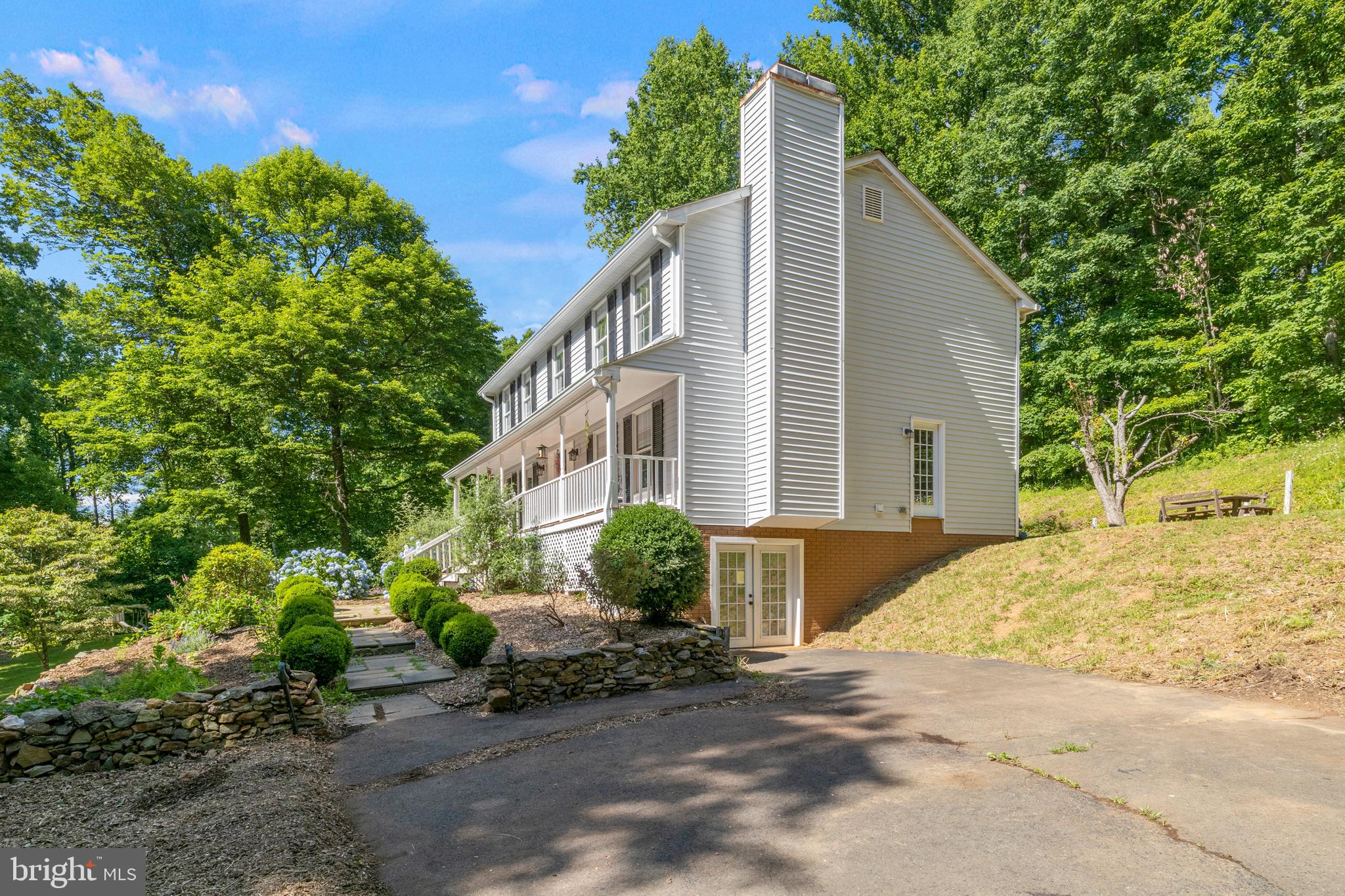 7192 RIDGEMONT LANE