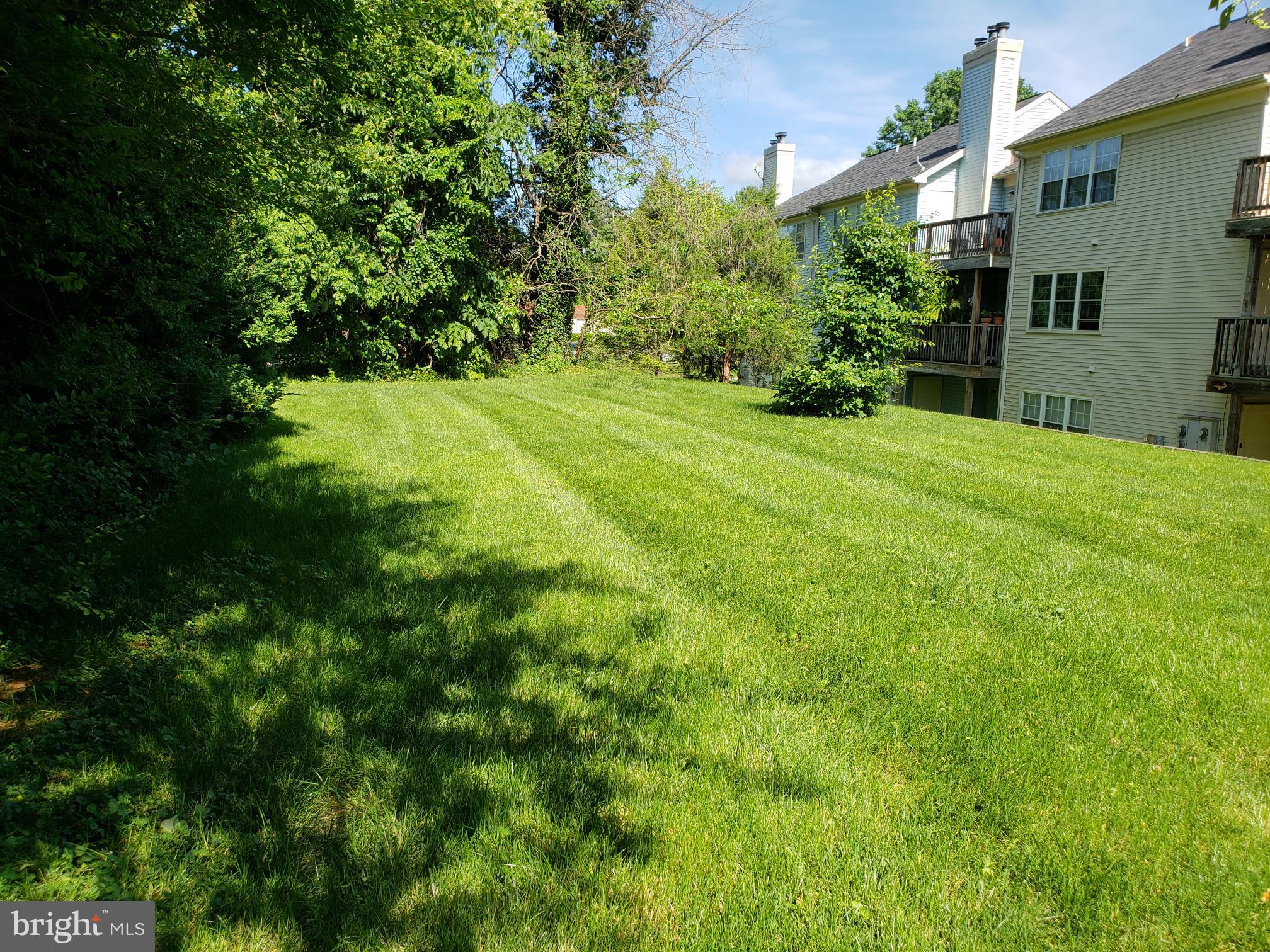 758A CEDAR CREST DR.