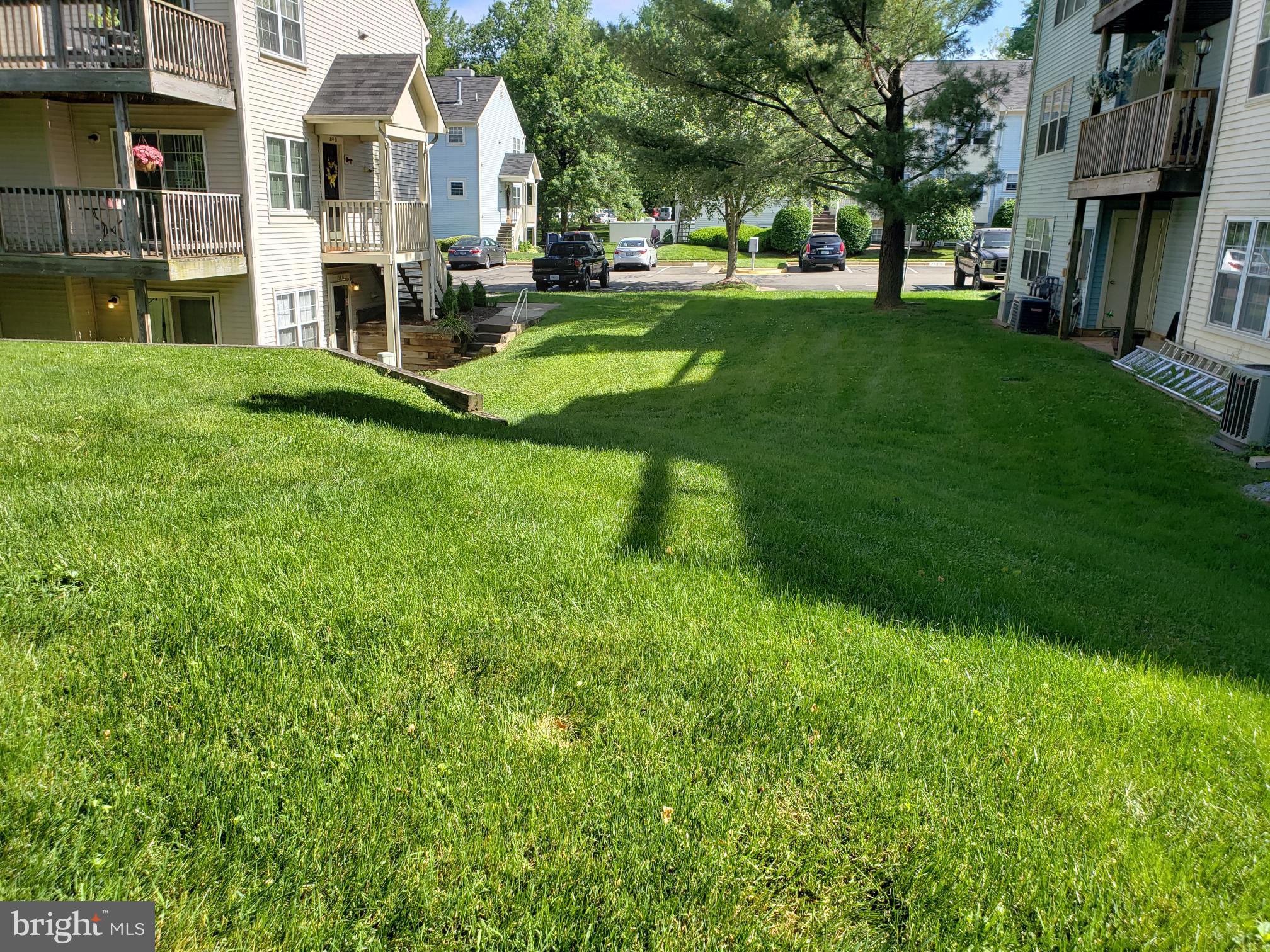 758A CEDAR CREST DR.