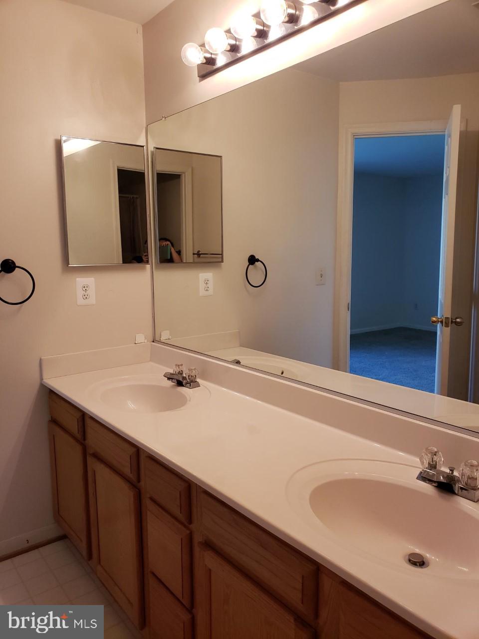 758A CEDAR CREST DR.