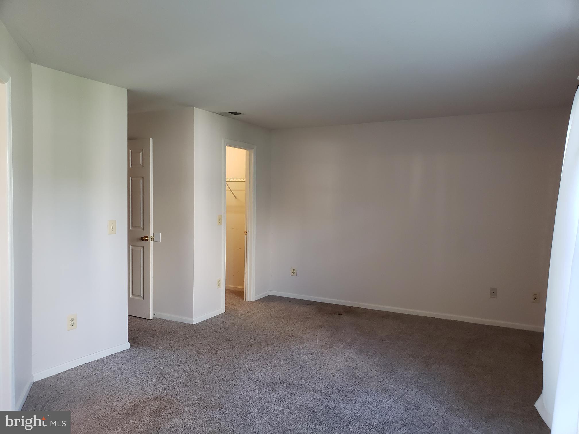 758A CEDAR CREST DR.