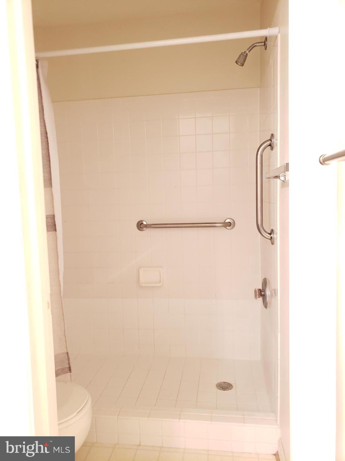 758A CEDAR CREST DR.