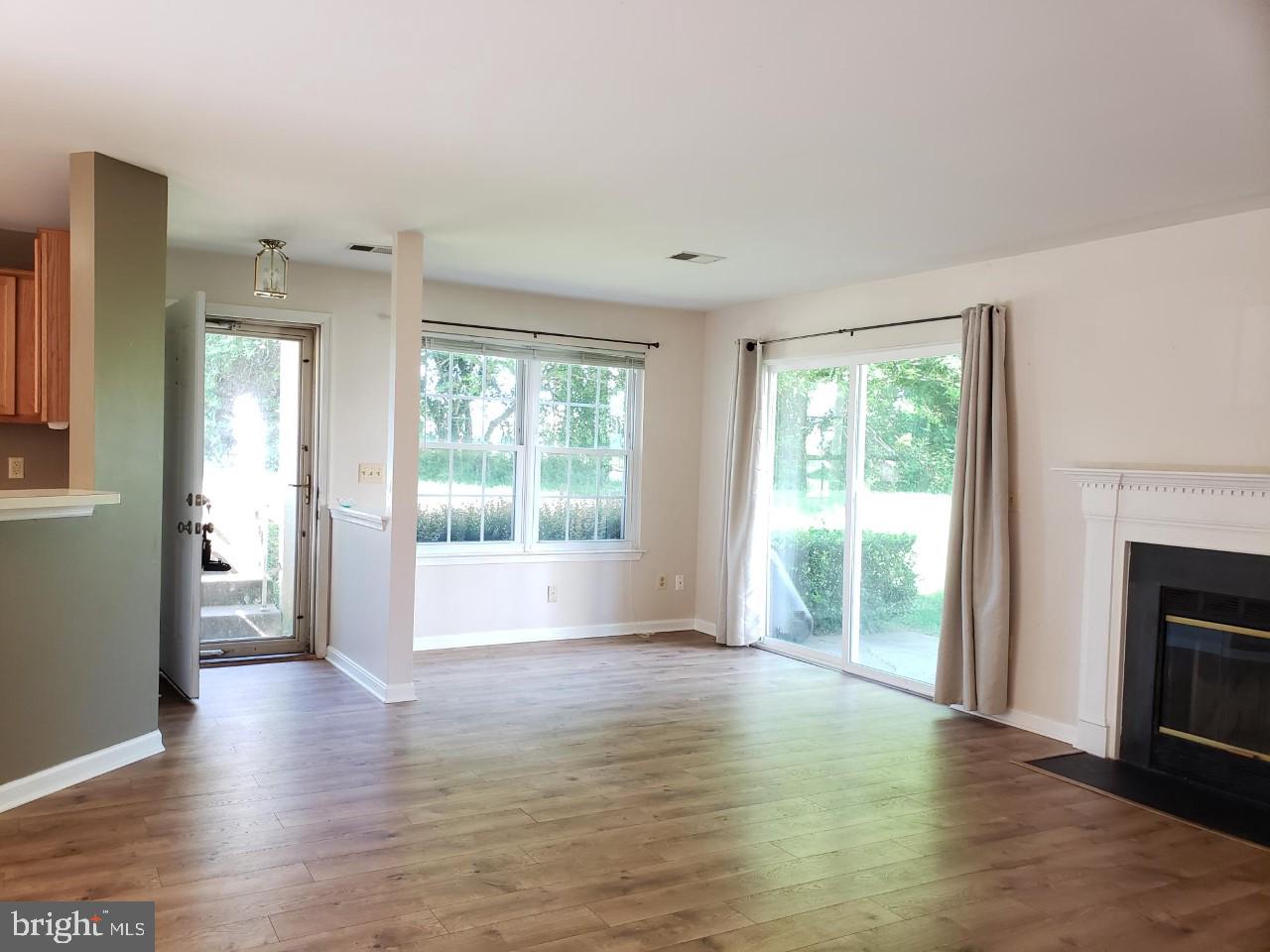 758A CEDAR CREST DR.