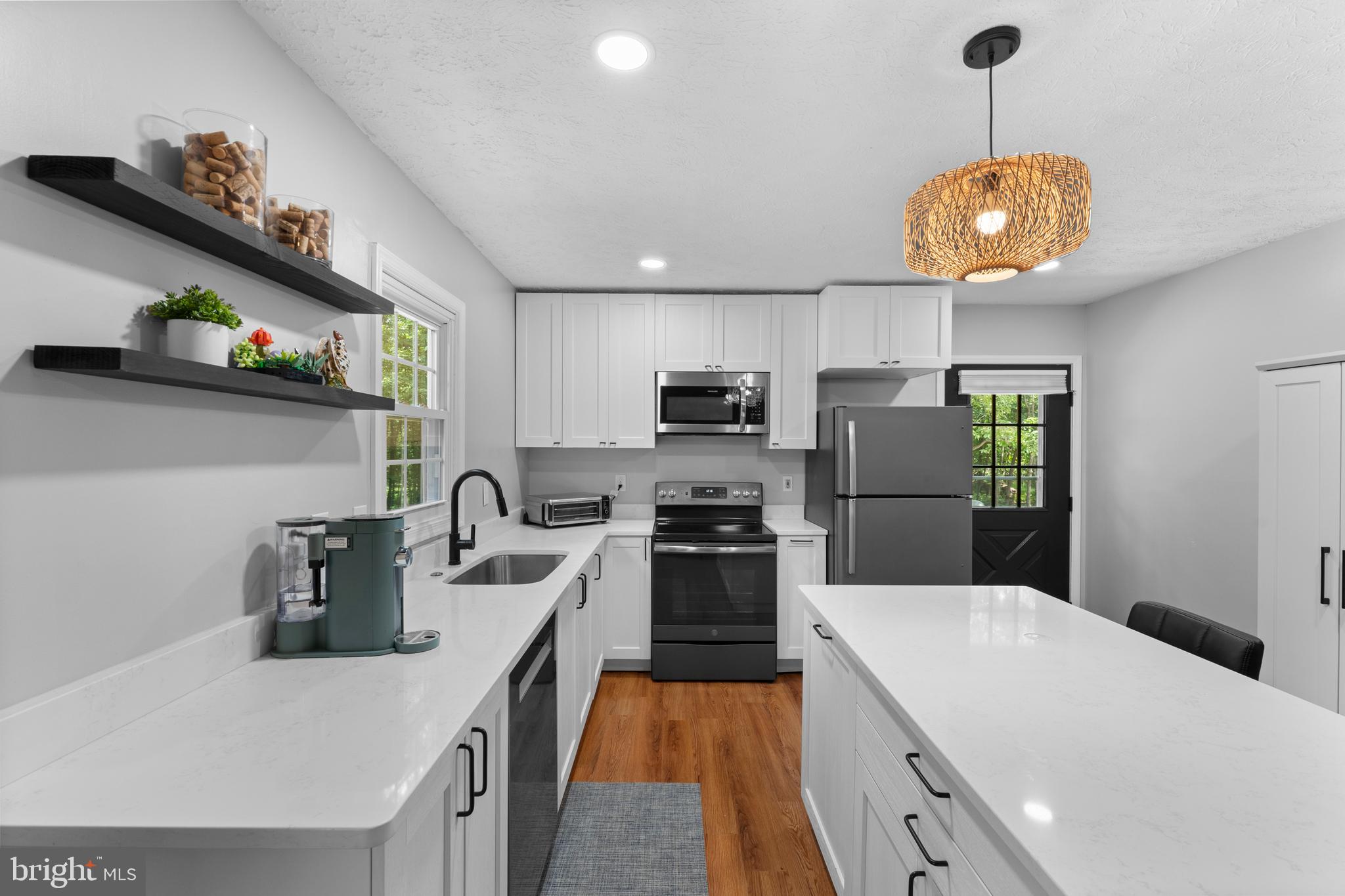 9134 GREEN ROAD