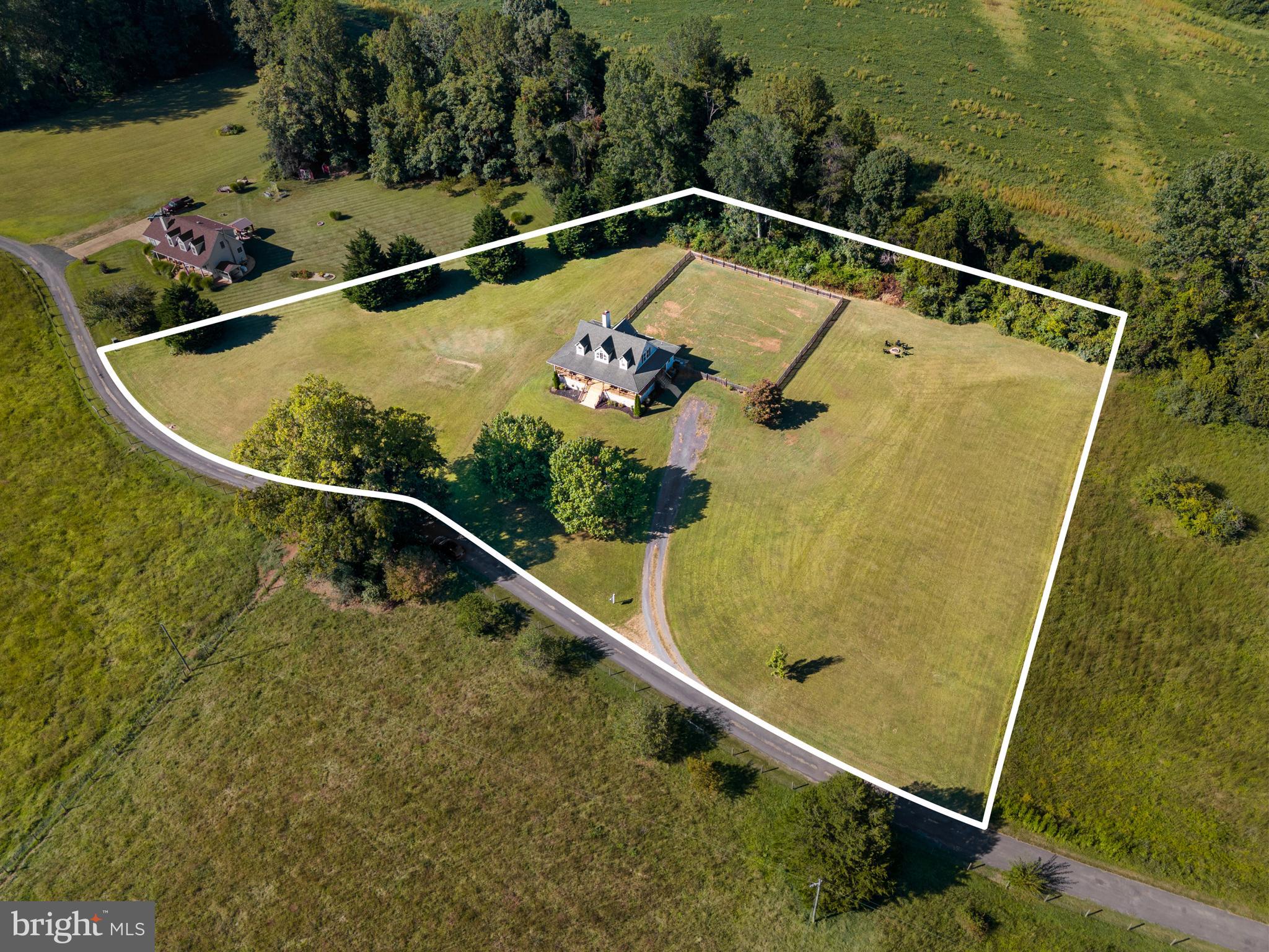 7292 STARLING DRIVE
