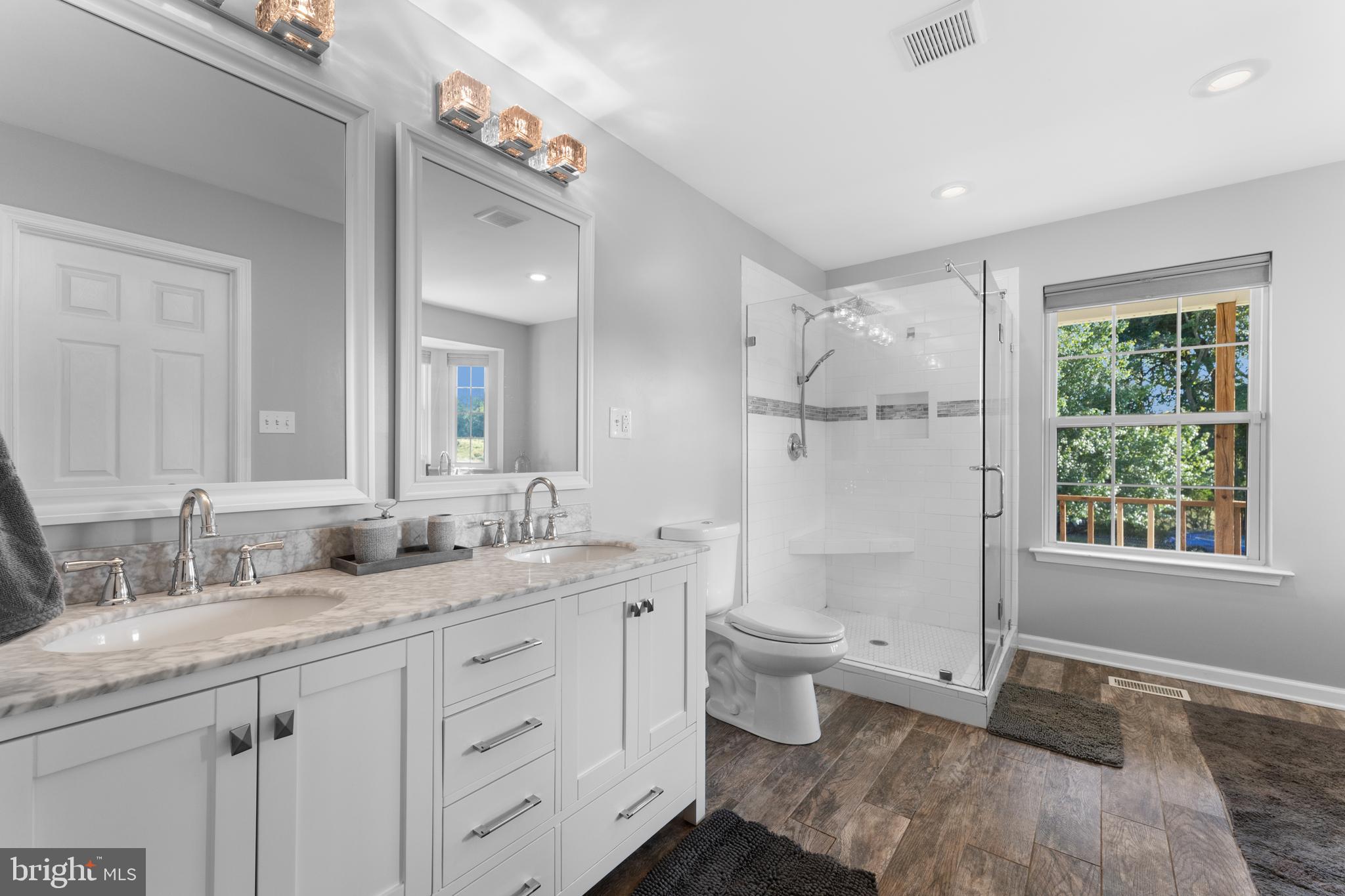 7292 STARLING DRIVE
