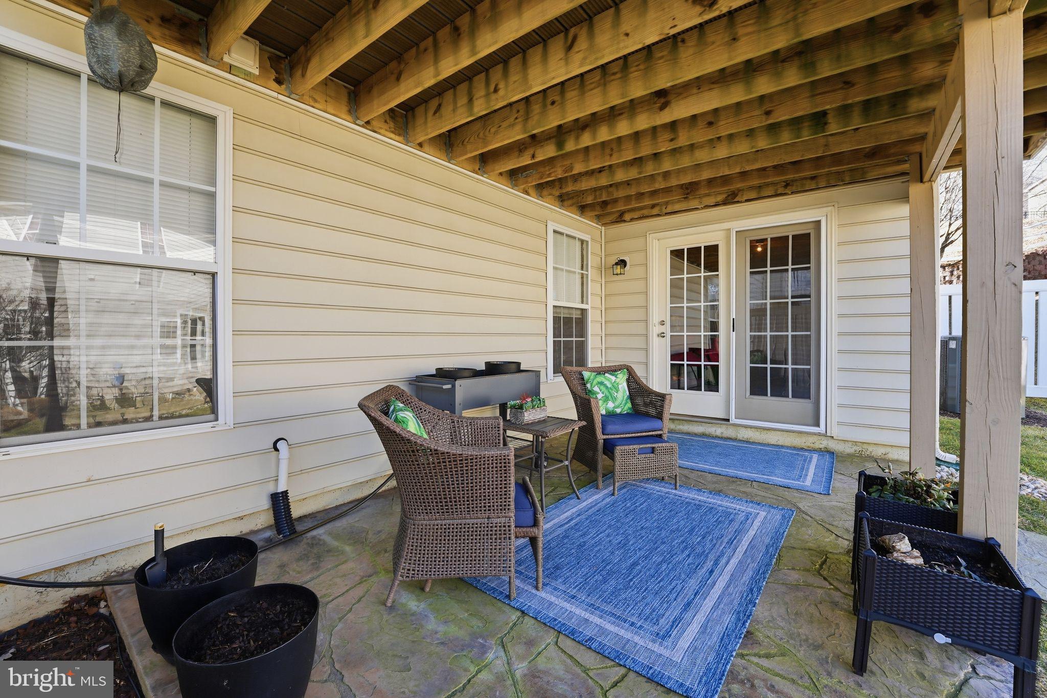 156 TOPAZ COURT