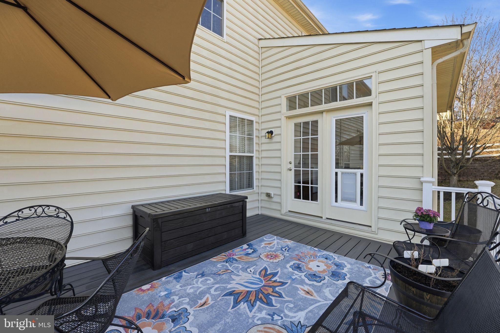 156 TOPAZ COURT