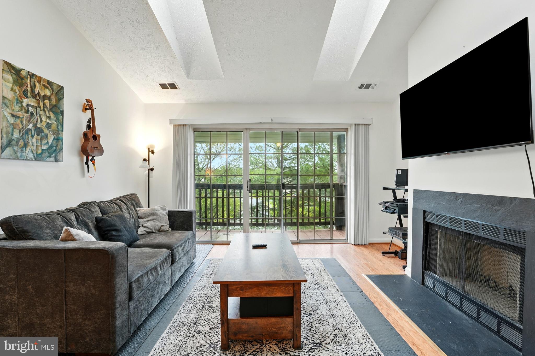 113 TIMBERLAKE TERRACE 12