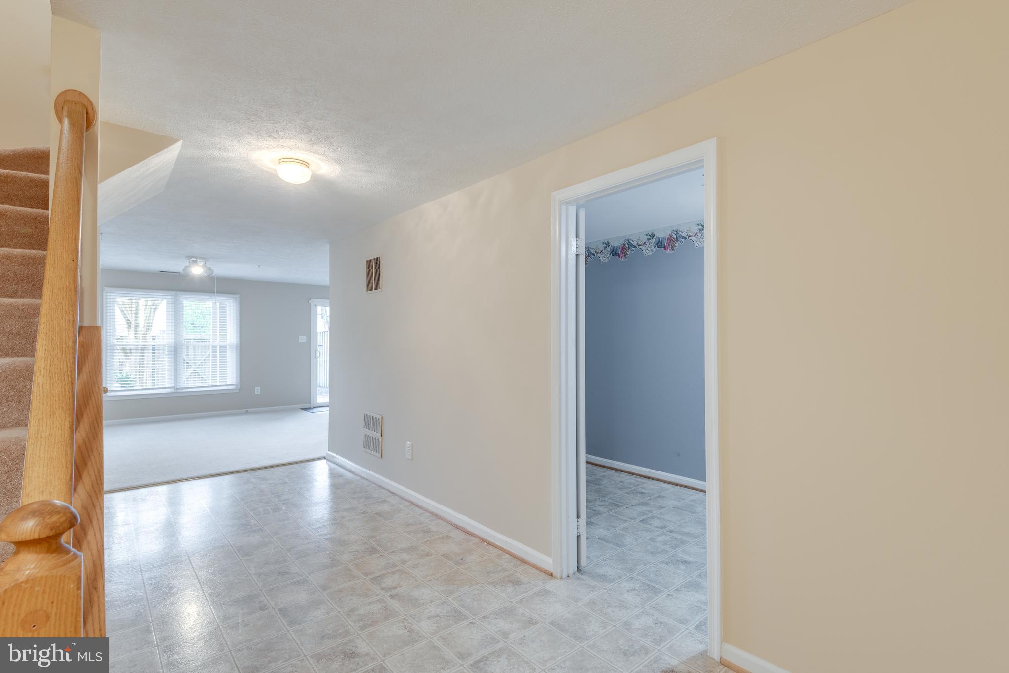 5189 GLEN MEADOW DRIVE
