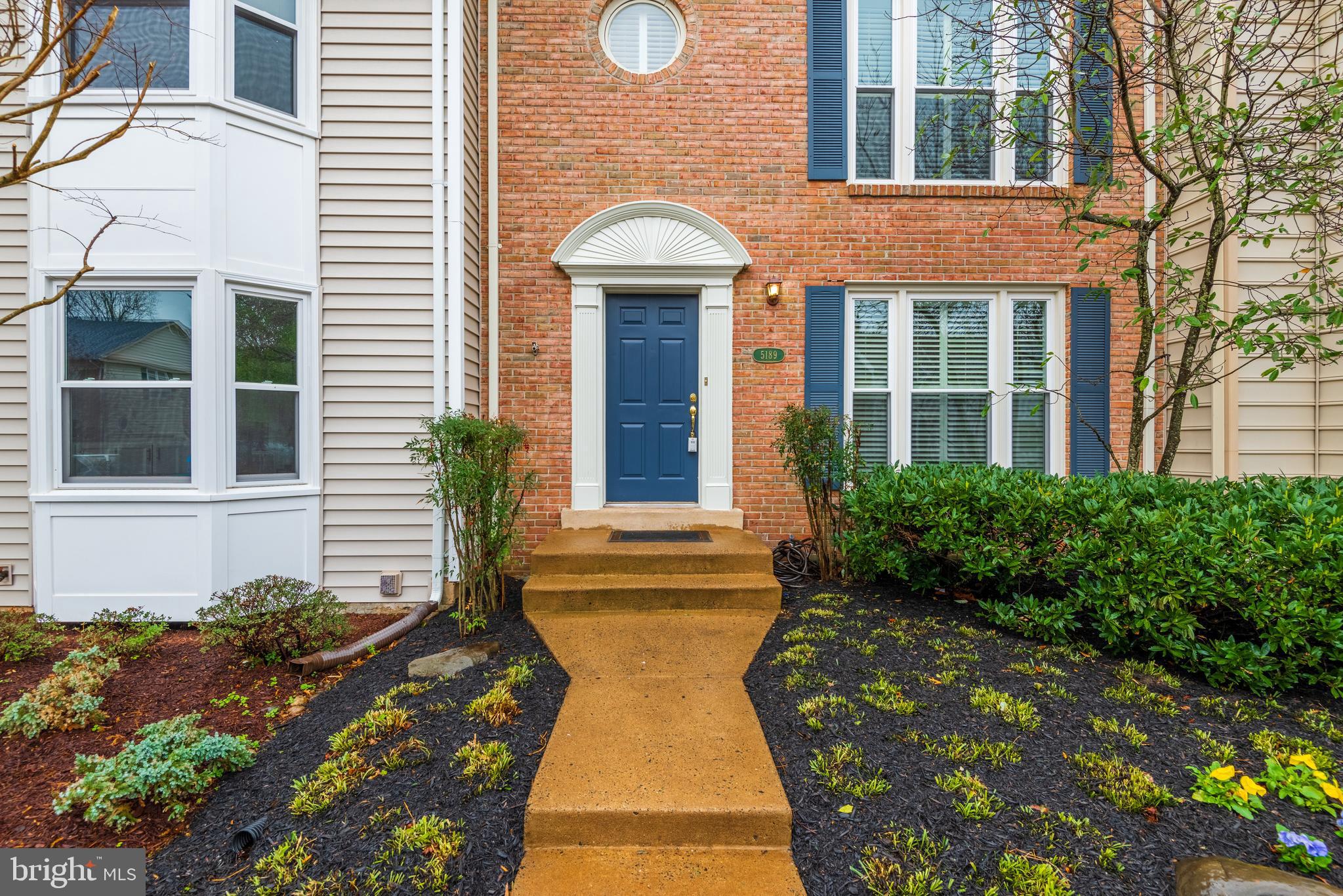5189 GLEN MEADOW DRIVE
