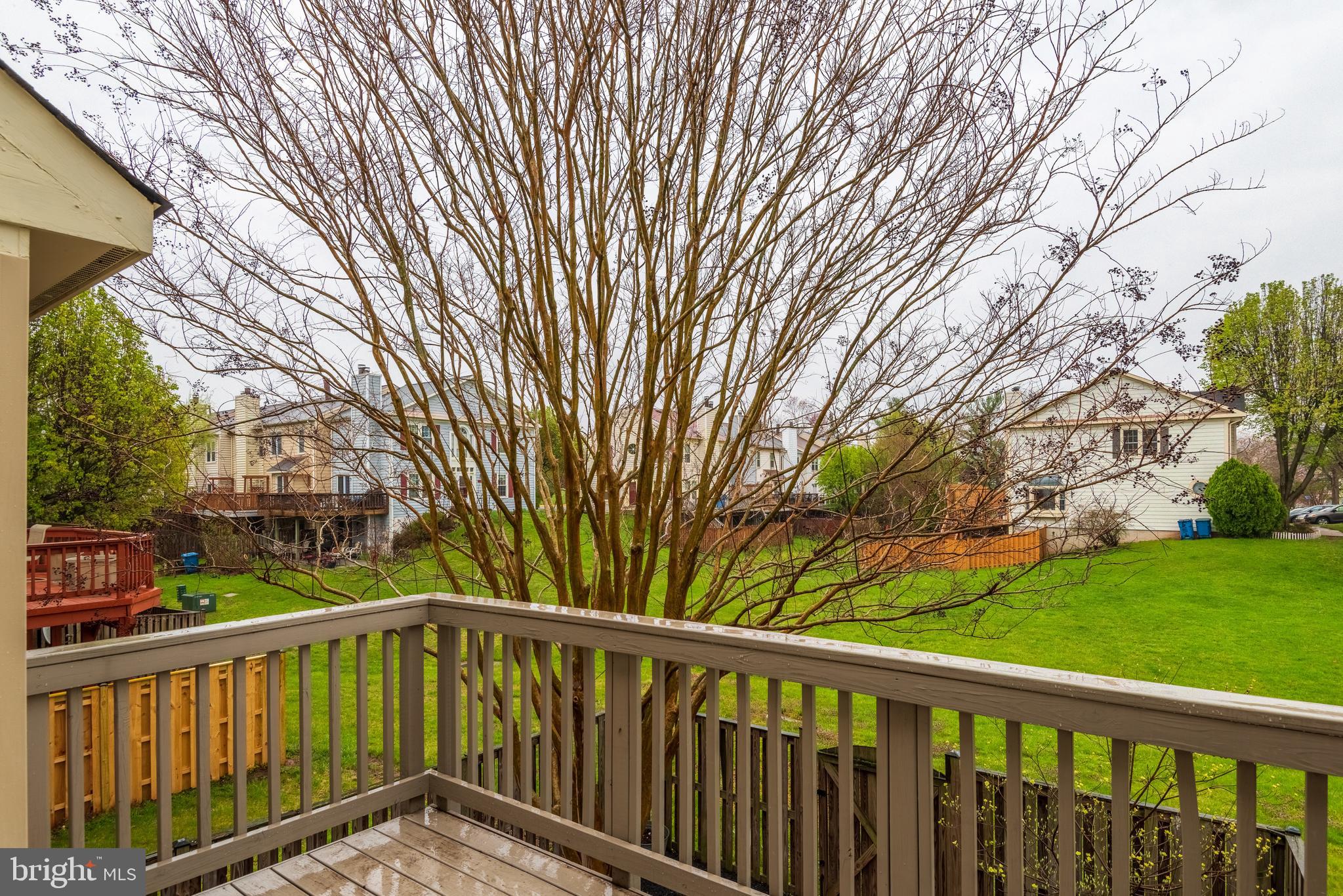 5189 GLEN MEADOW DRIVE