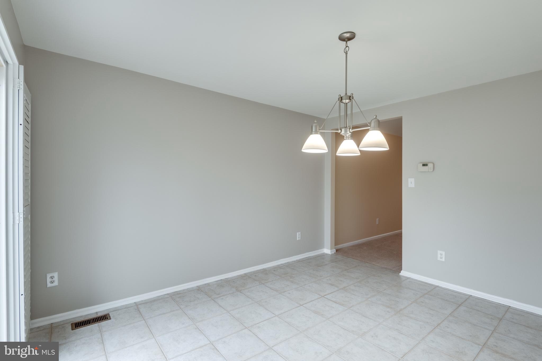 5189 GLEN MEADOW DRIVE