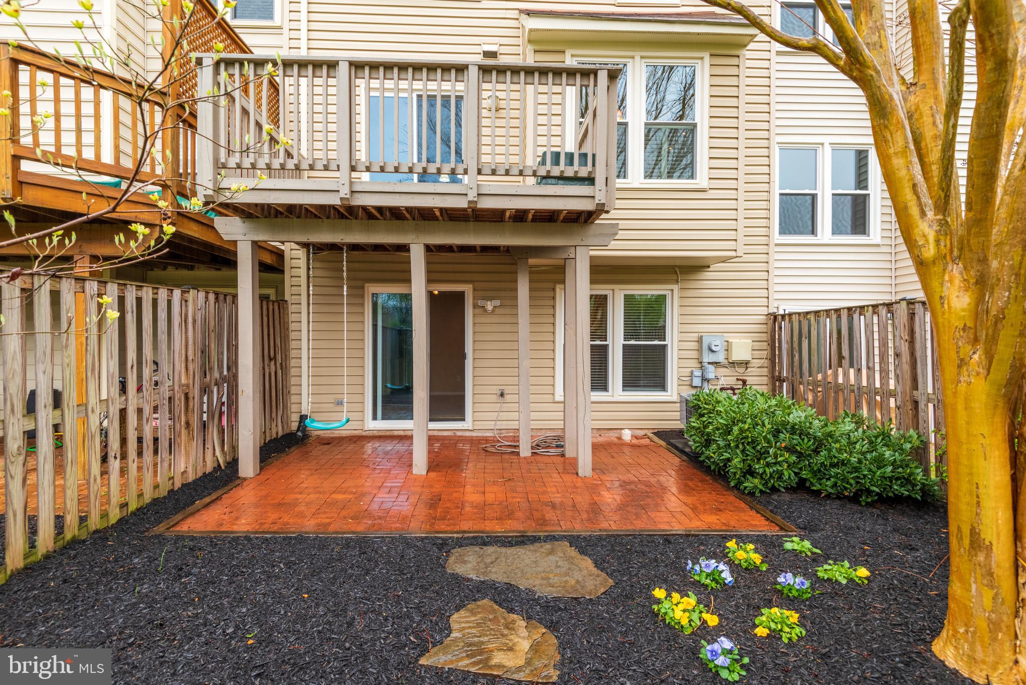5189 GLEN MEADOW DRIVE