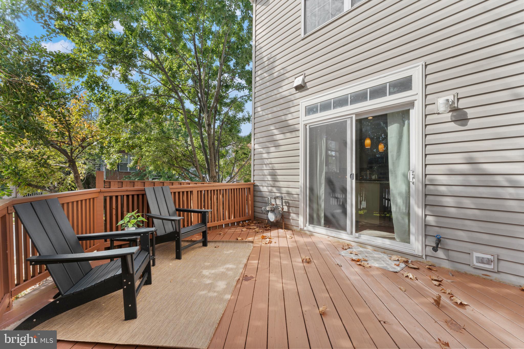 4133 GROVER GLEN COURT