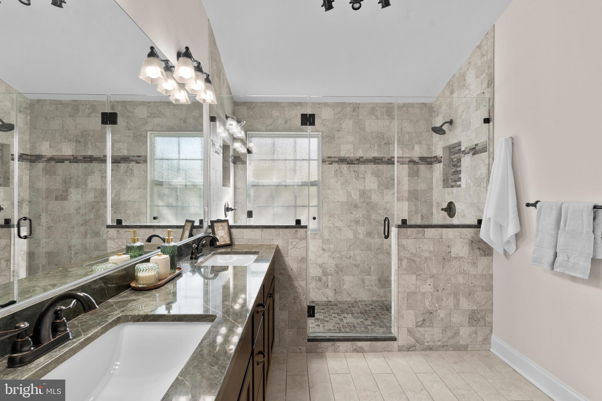 4133 GROVER GLEN COURT