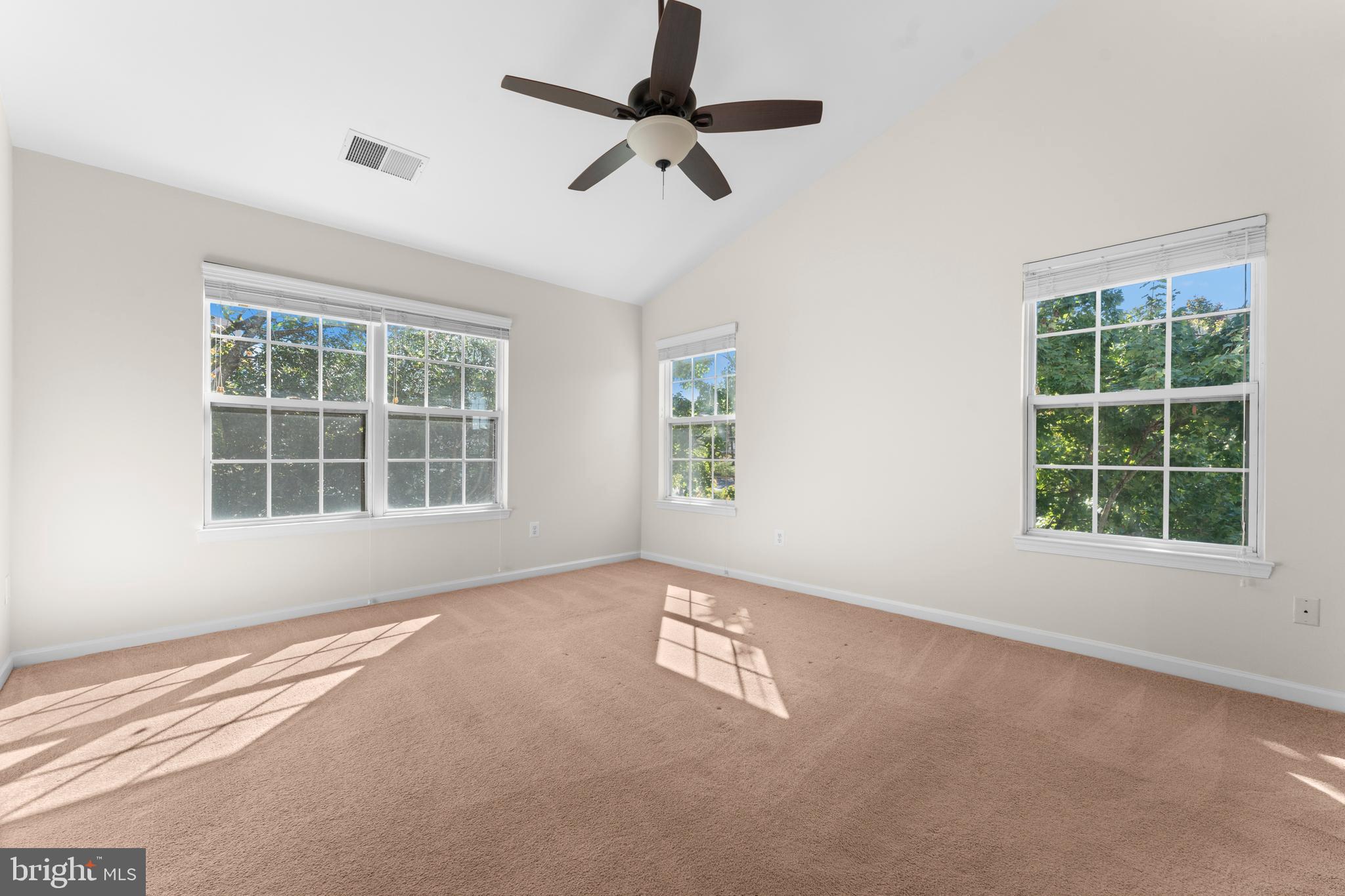 4133 GROVER GLEN COURT