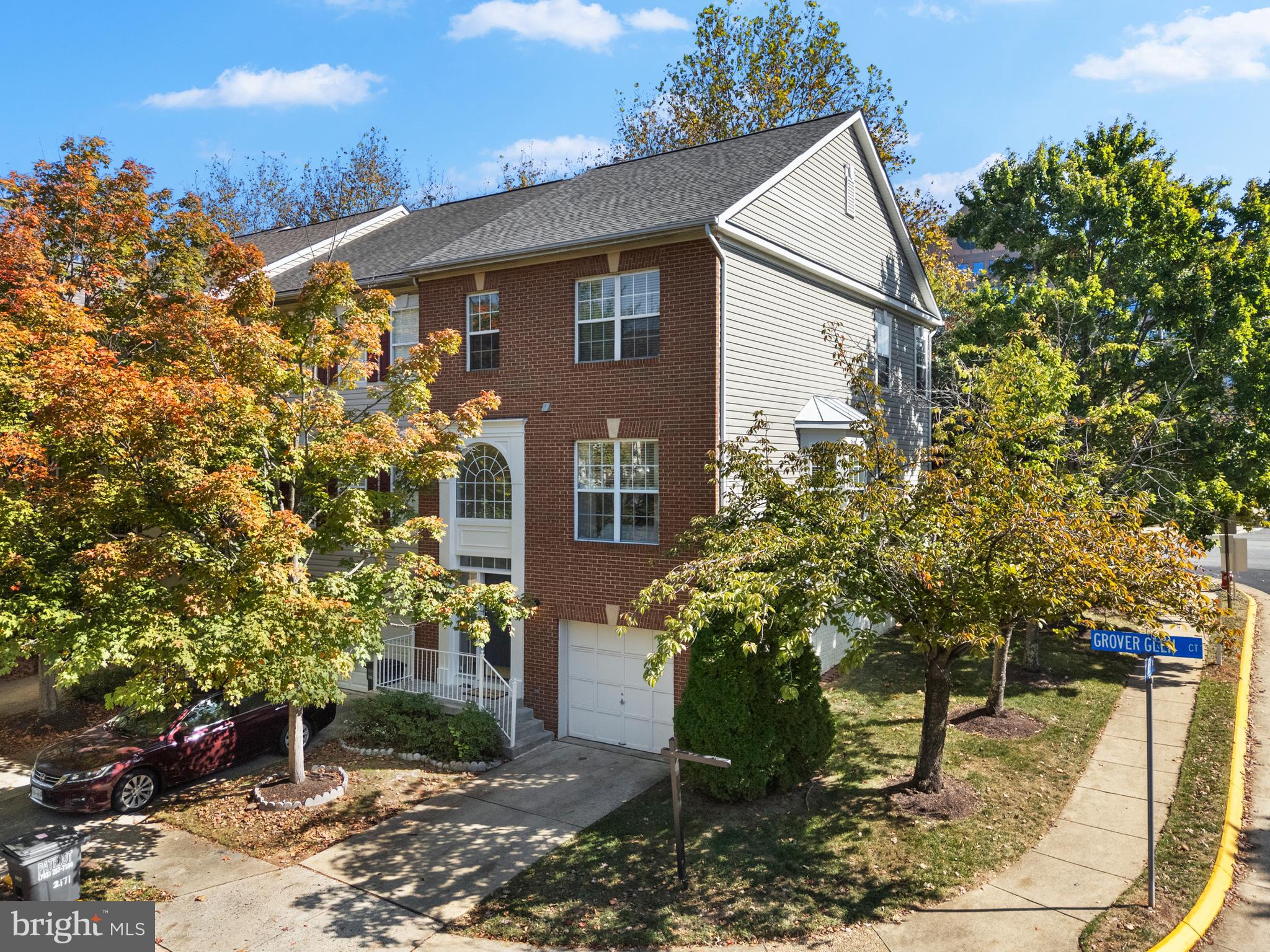4133 GROVER GLEN COURT