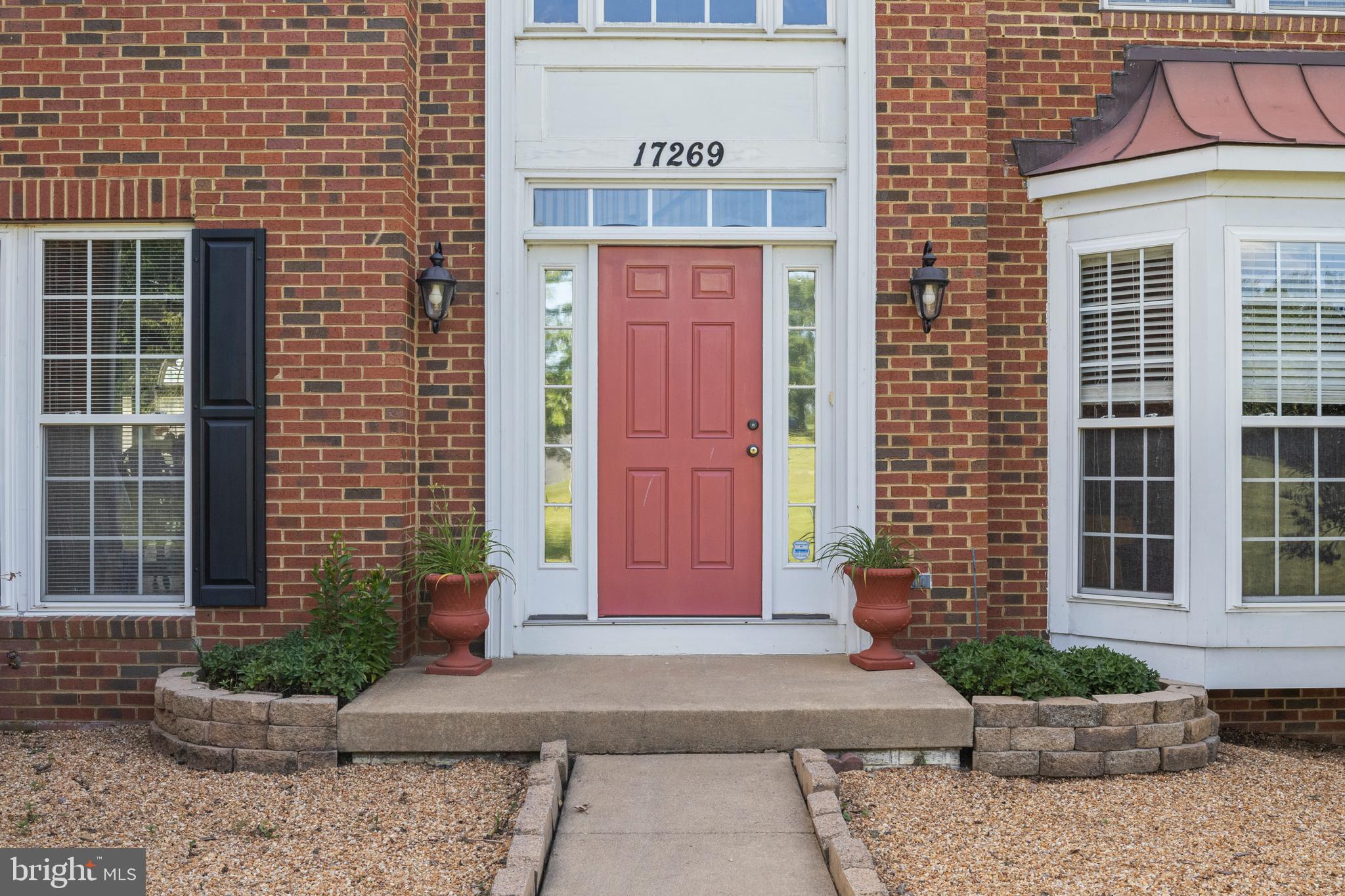 17269 TWINOAKS PLACE