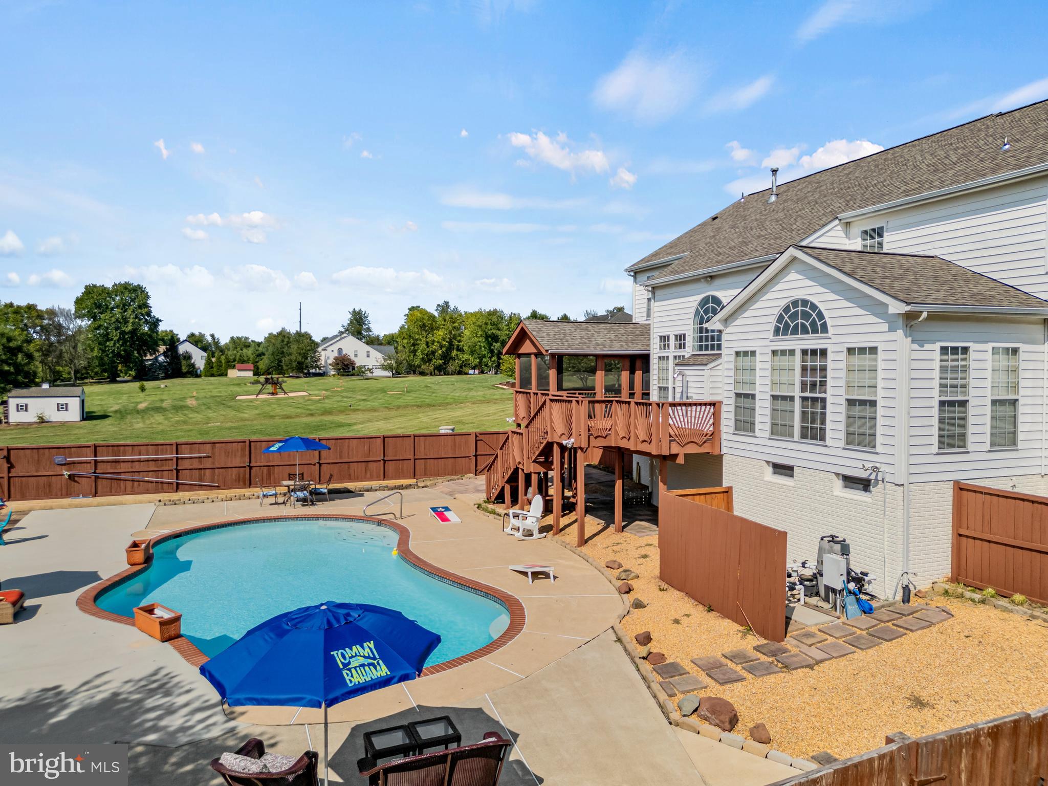 17269 TWINOAKS PLACE