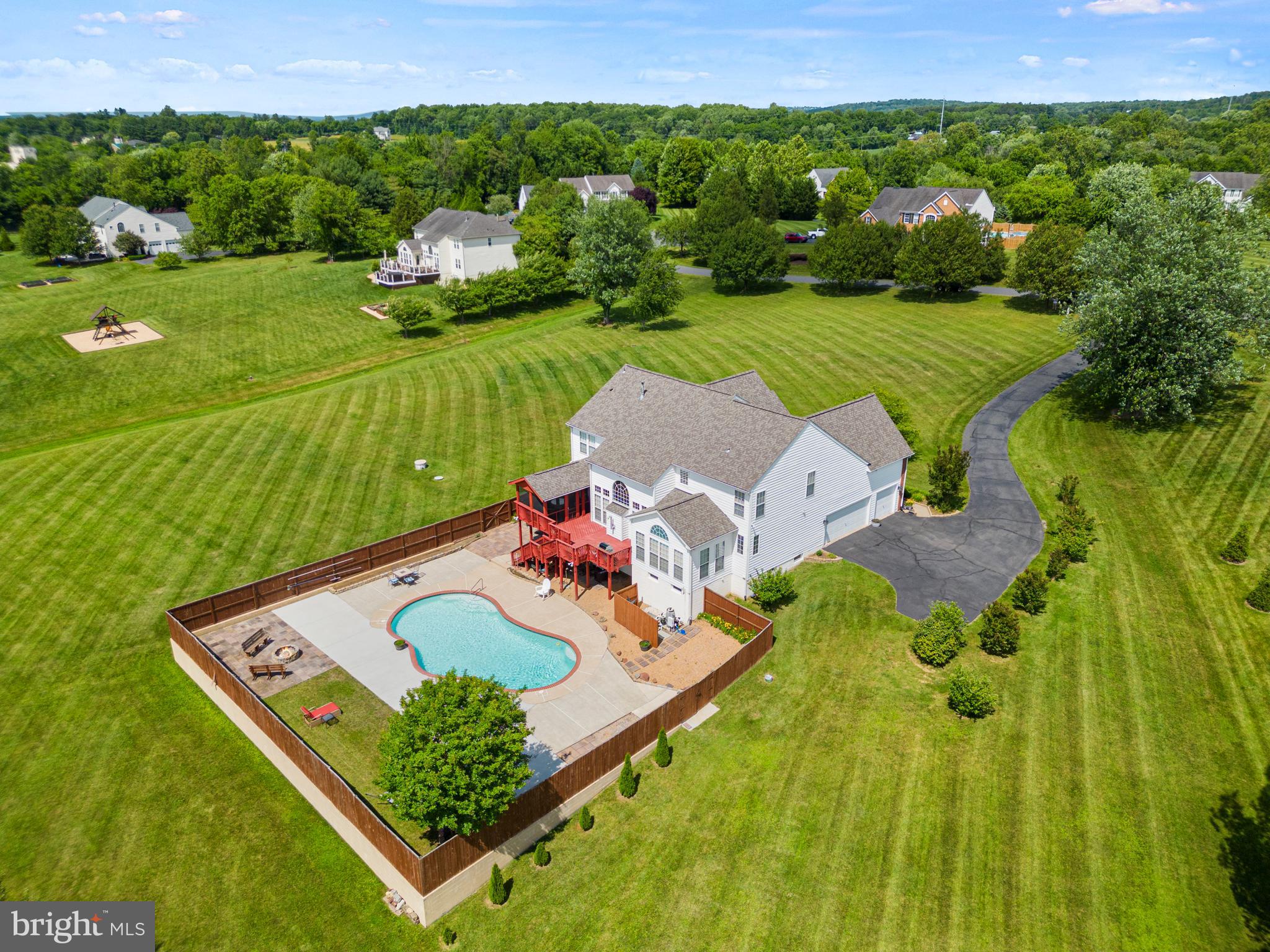 17269 TWINOAKS PLACE