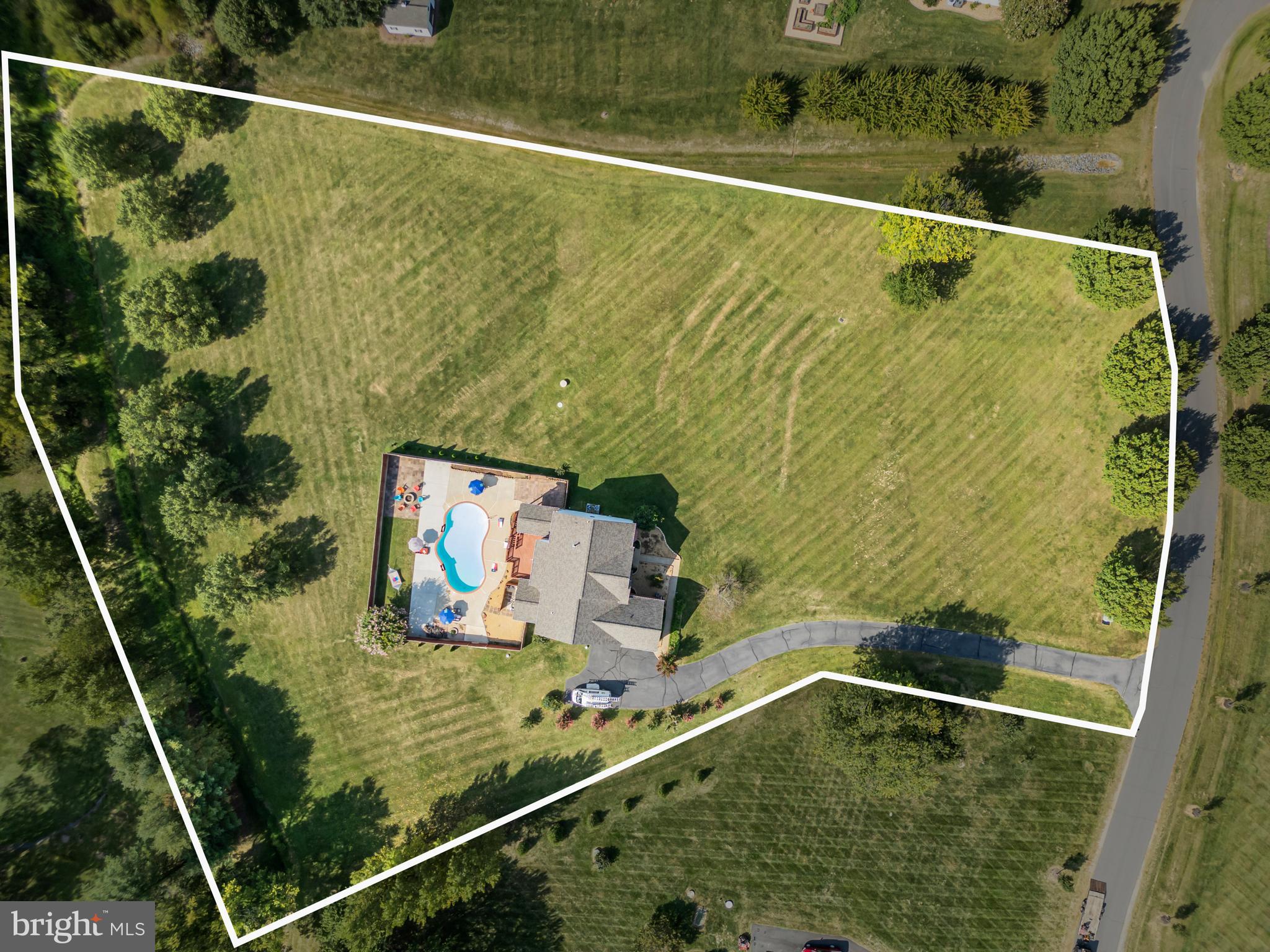 17269 TWINOAKS PLACE