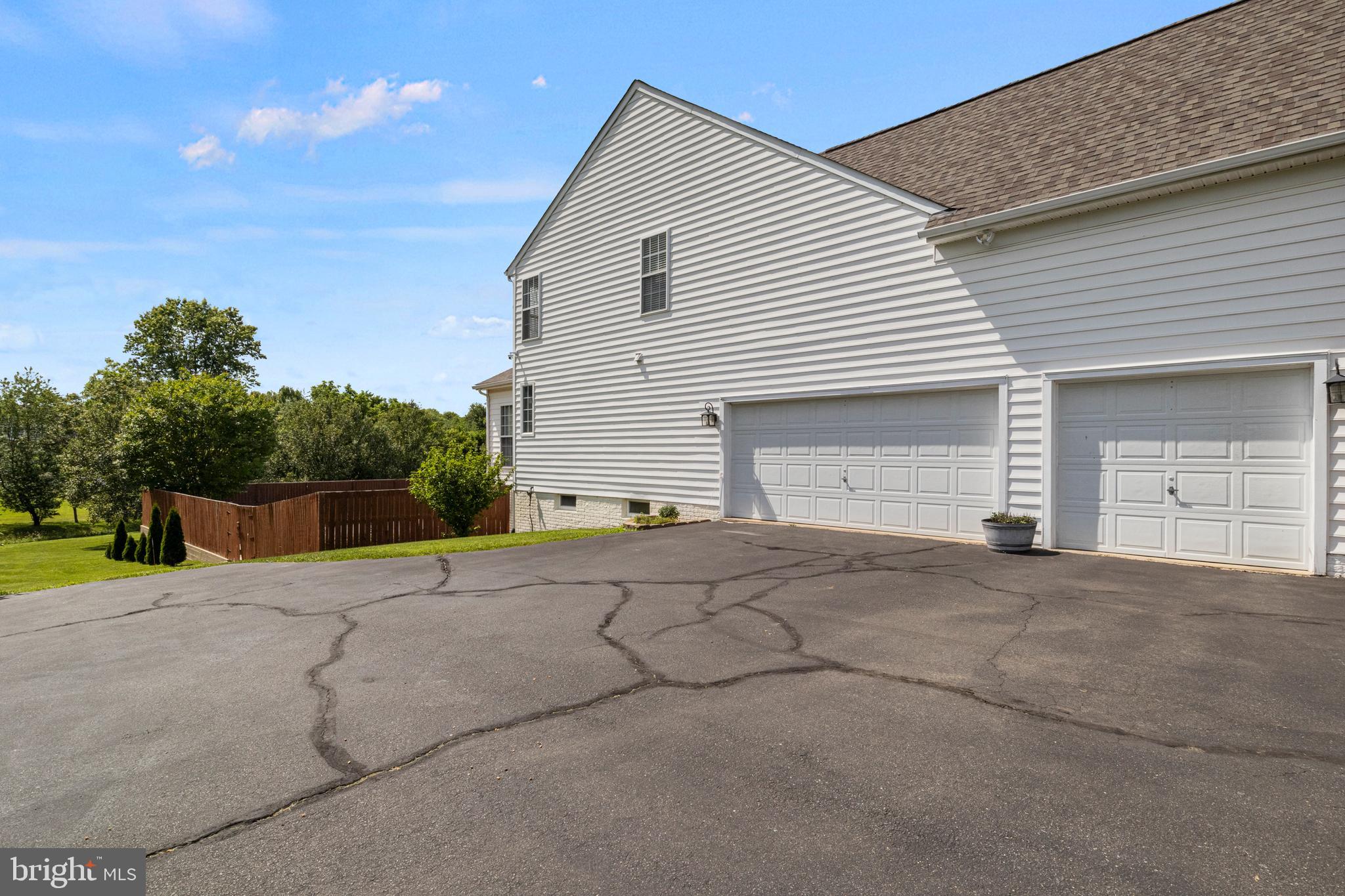 17269 TWINOAKS PLACE