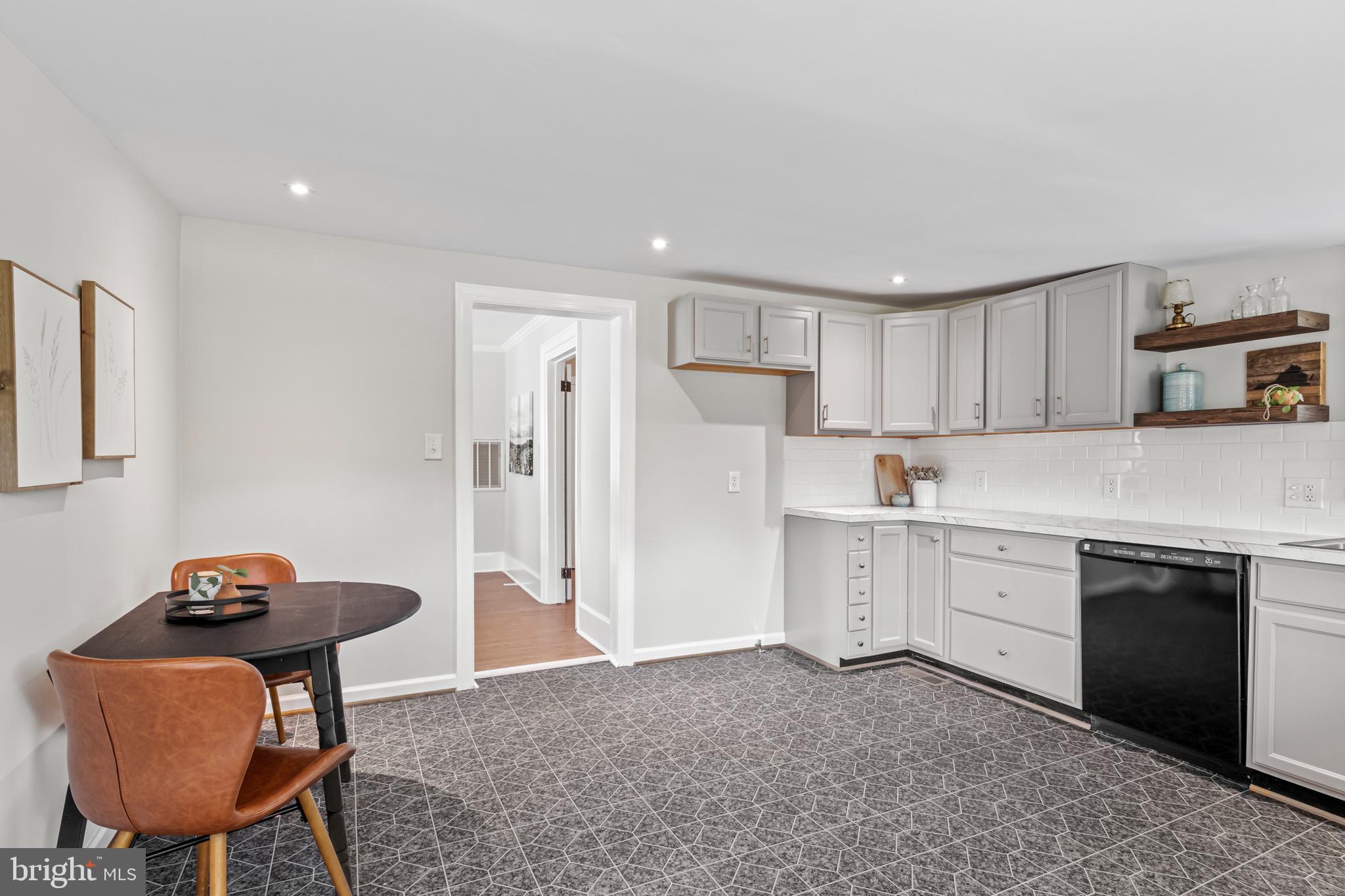 38 COOP ROAD