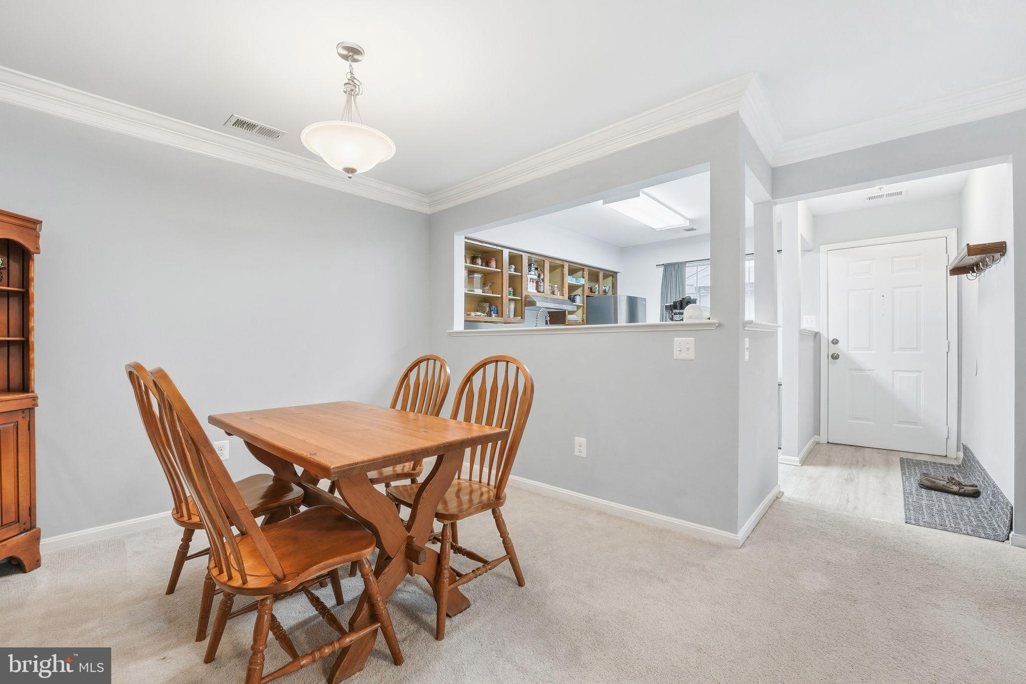 9458 SCARLET OAK DRIVE